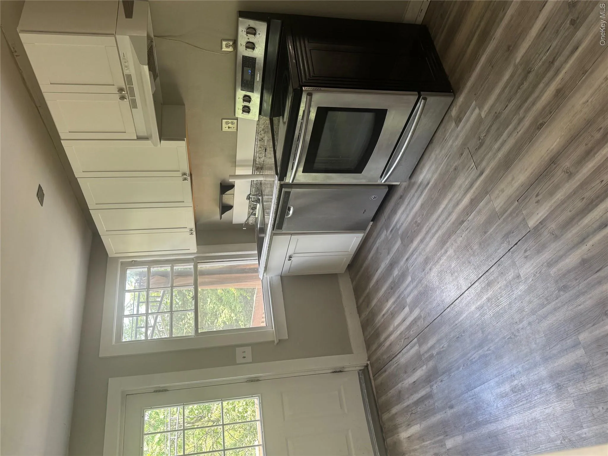 425 Landing Avenue, Smithtown, NY, 4 Bedrooms Bedrooms, 6 Rooms Rooms,2 BathroomsBathrooms,Residential Lease,For Rent,Landing,0,1033868 425 Landing Avenue, Smithtown, NY, 4 Bedrooms Bedrooms, 6 Rooms Rooms,2 BathroomsBathrooms,Residential Lease,For Rent,Landing,0,1033868