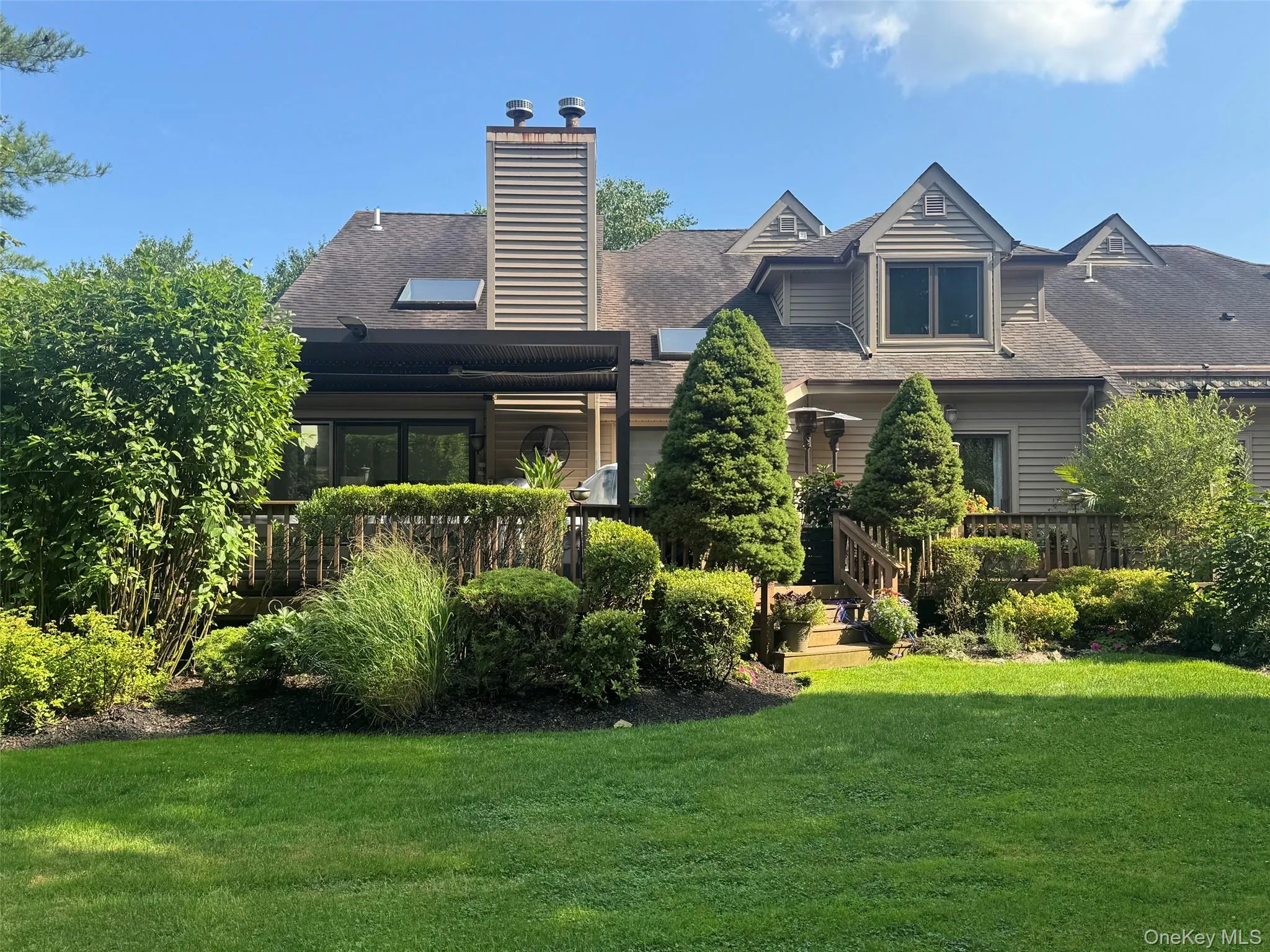 7 Julia Circle, Huntington, NY, 3 Bedrooms Bedrooms, 10 Rooms Rooms,2 BathroomsBathrooms,Residential,For Rent,Julia,0,1033873 7 Julia Circle, Huntington, NY, 3 Bedrooms Bedrooms, 10 Rooms Rooms,2 BathroomsBathrooms,Residential,For Rent,Julia,0,1033873