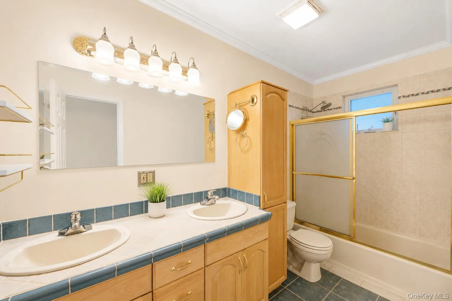 117 Hallock Road, Brookhaven, NY, 4 Bedrooms Bedrooms, 10 Rooms Rooms,2 BathroomsBathrooms,Residential,For Rent,Hallock,0,1033876 117 Hallock Road, Brookhaven, NY, 4 Bedrooms Bedrooms, 10 Rooms Rooms,2 BathroomsBathrooms,Residential,For Rent,Hallock,0,1033876