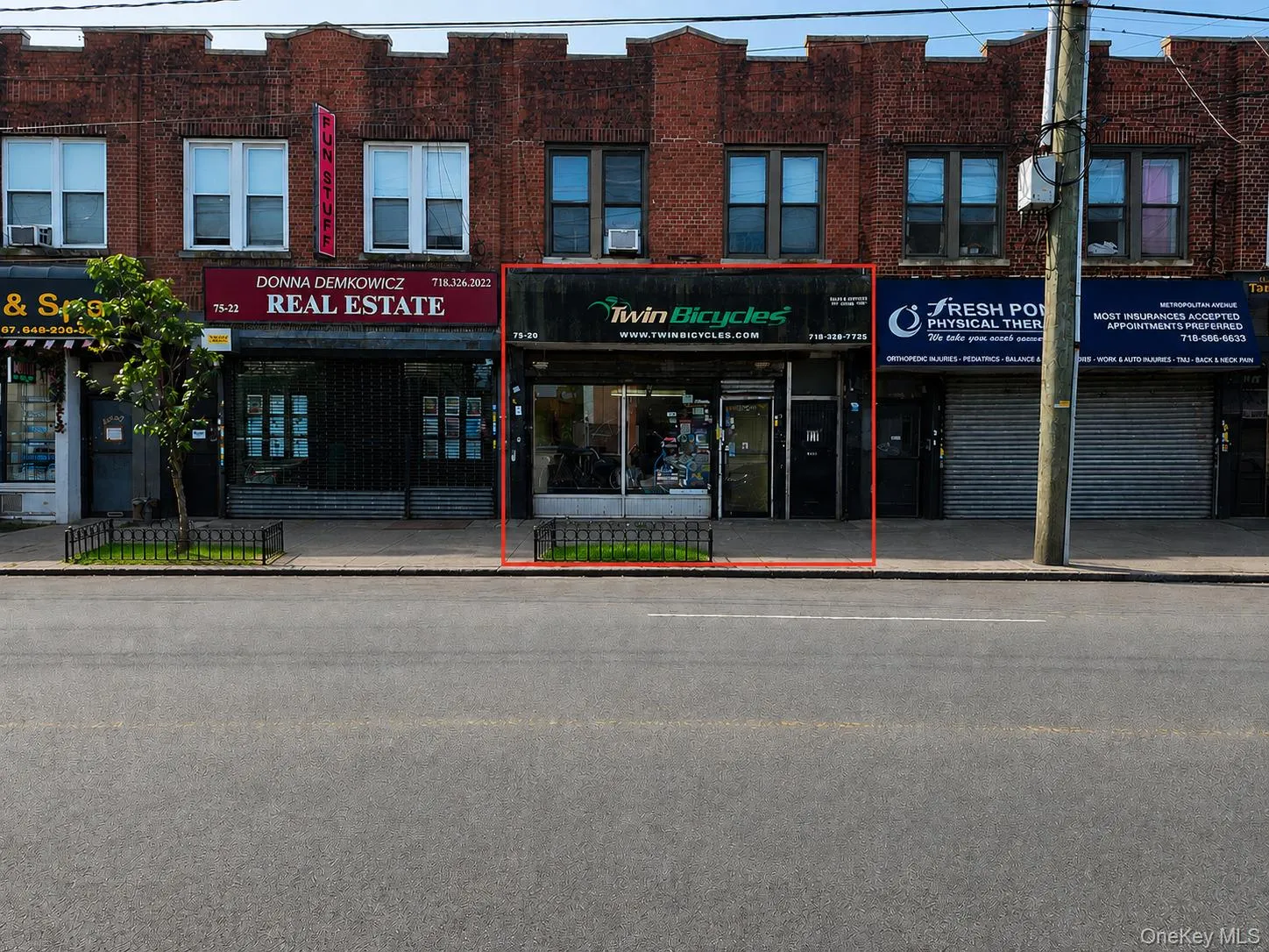 75-20 Metropolitan Avenue, New York, NY, ,Commercial Lease,For Rent,Metropolitan,0,1033878 75-20 Metropolitan Avenue, New York, NY, ,Commercial Lease,For Rent,Metropolitan,0,1033878