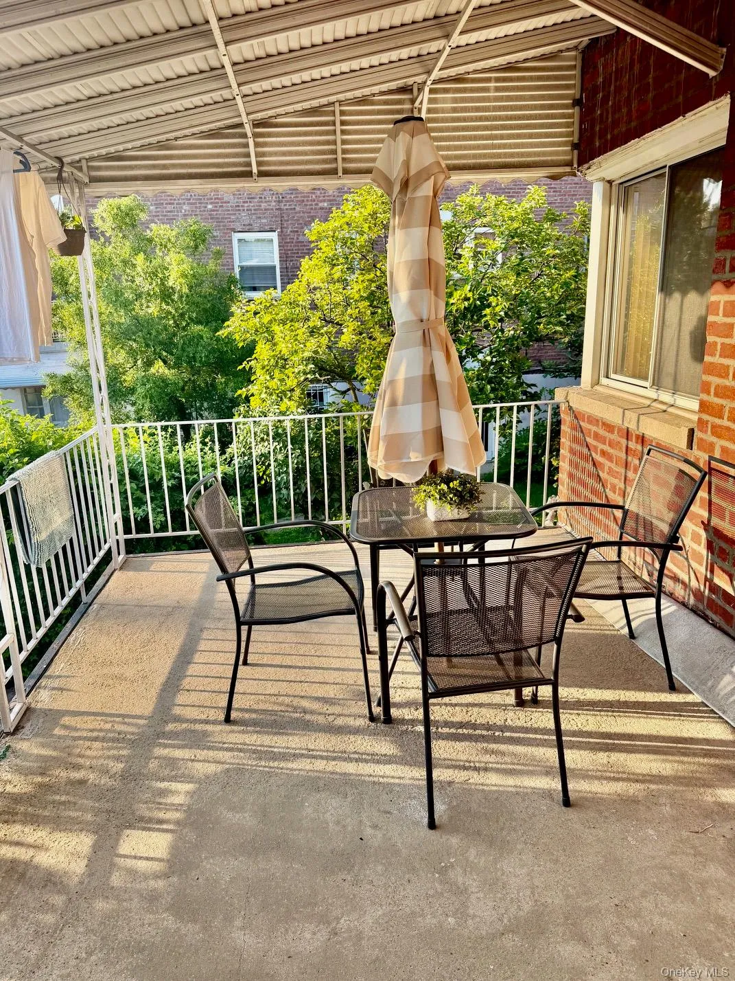 2719 Seymour Avenue, New York, NY, 3 Bedrooms Bedrooms, 6 Rooms Rooms,2 BathroomsBathrooms,Residential,For Rent,Seymour,0,1033880 2719 Seymour Avenue, New York, NY, 3 Bedrooms Bedrooms, 6 Rooms Rooms,2 BathroomsBathrooms,Residential,For Rent,Seymour,0,1033880