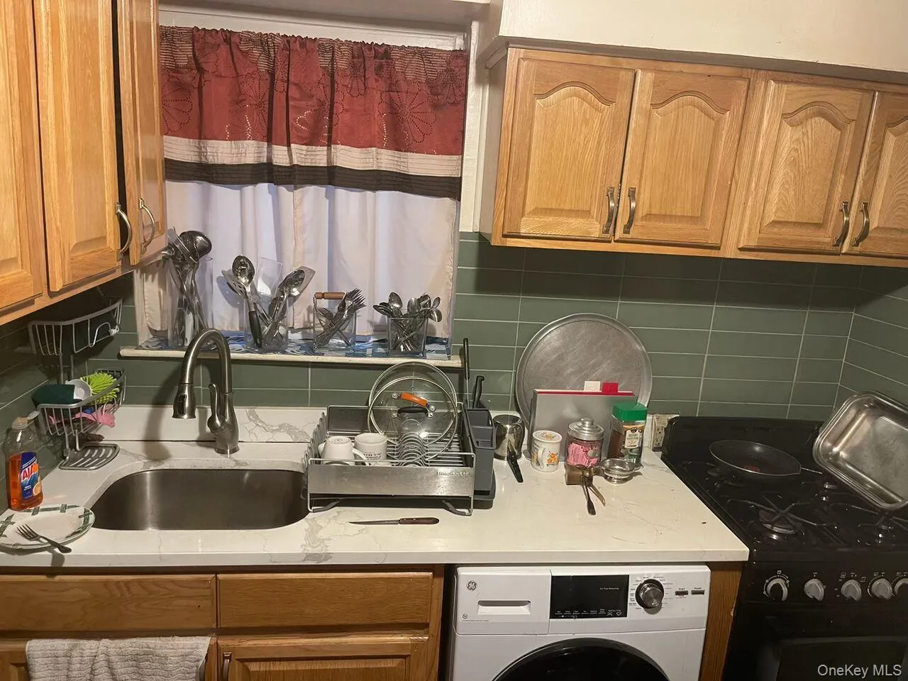 2719 Seymour Avenue, New York, NY, 3 Bedrooms Bedrooms, 6 Rooms Rooms,2 BathroomsBathrooms,Residential,For Rent,Seymour,0,1033880 2719 Seymour Avenue, New York, NY, 3 Bedrooms Bedrooms, 6 Rooms Rooms,2 BathroomsBathrooms,Residential,For Rent,Seymour,0,1033880