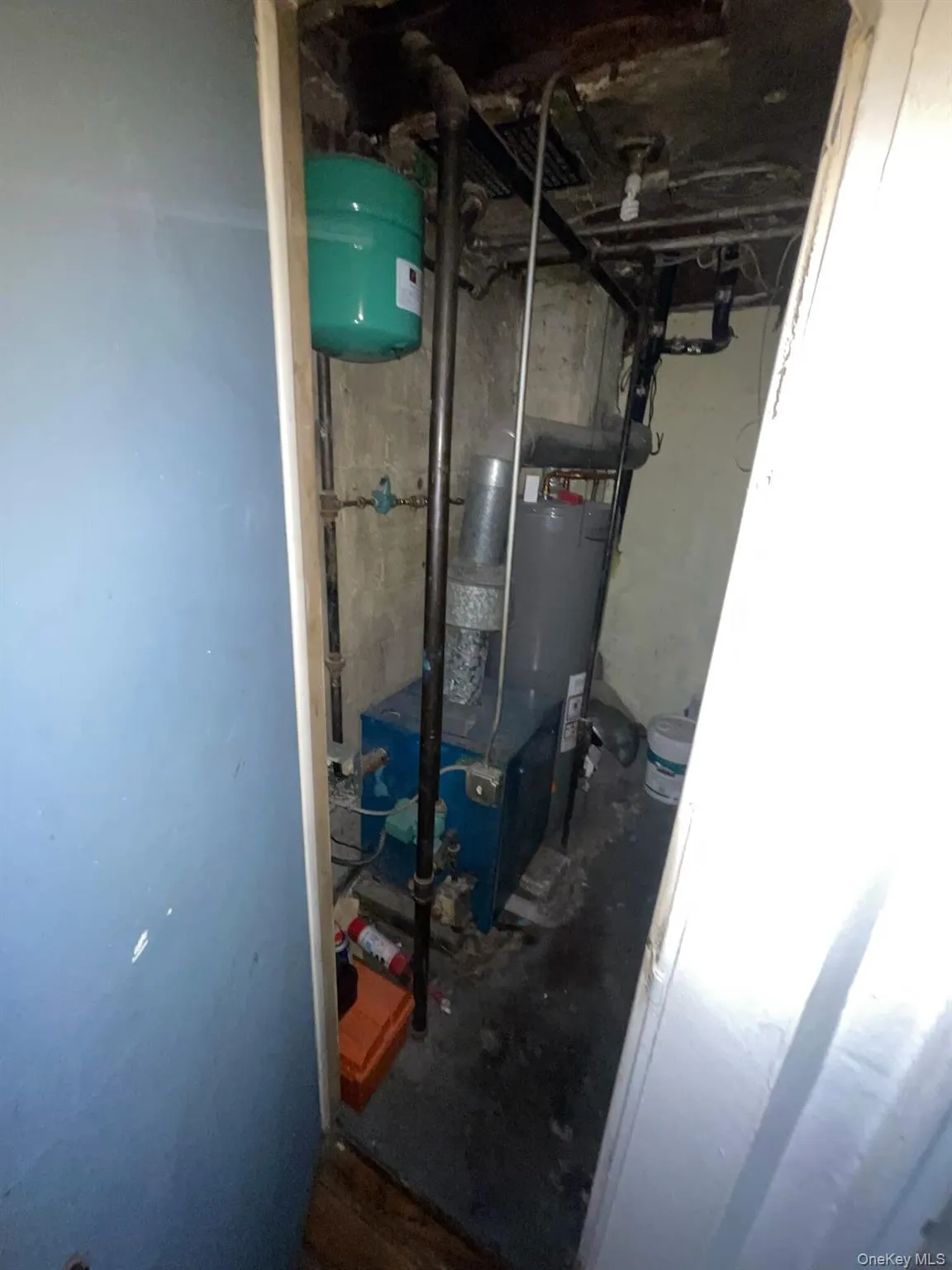 2719 Seymour Avenue, New York, NY, 3 Bedrooms Bedrooms, 6 Rooms Rooms,2 BathroomsBathrooms,Residential,For Rent,Seymour,0,1033880 2719 Seymour Avenue, New York, NY, 3 Bedrooms Bedrooms, 6 Rooms Rooms,2 BathroomsBathrooms,Residential,For Rent,Seymour,0,1033880