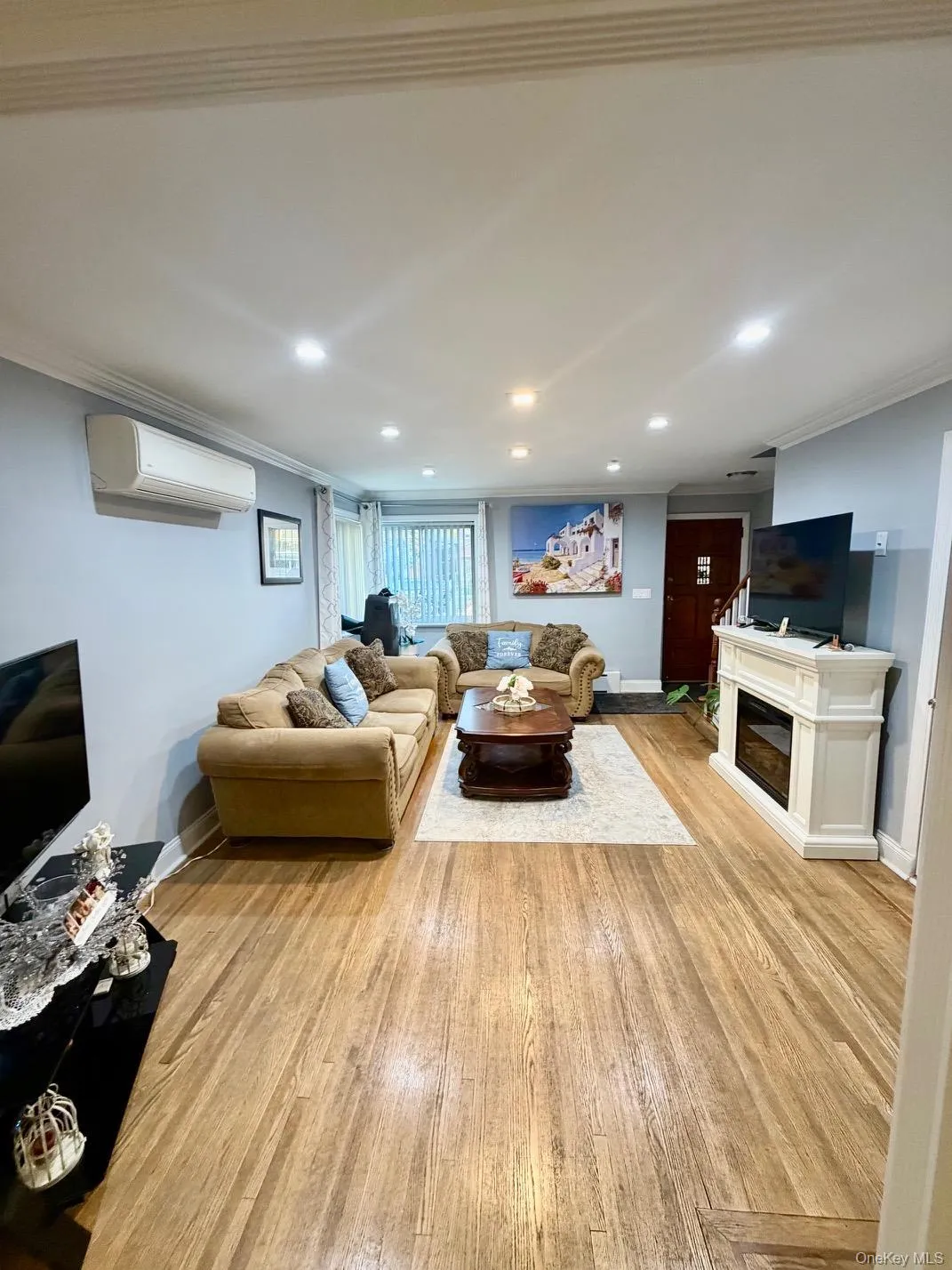 2719 Seymour Avenue, New York, NY, 3 Bedrooms Bedrooms, 6 Rooms Rooms,2 BathroomsBathrooms,Residential,For Rent,Seymour,0,1033880 2719 Seymour Avenue, New York, NY, 3 Bedrooms Bedrooms, 6 Rooms Rooms,2 BathroomsBathrooms,Residential,For Rent,Seymour,0,1033880