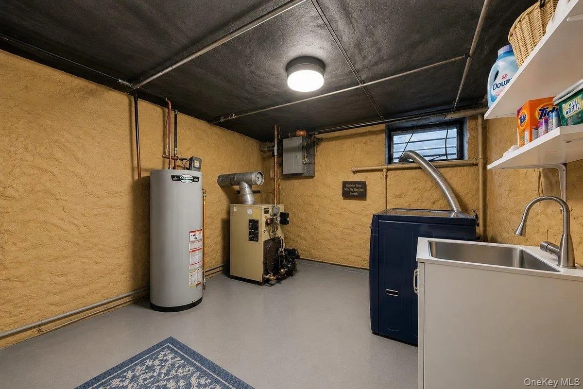 51 Cumberland Drive, Yonkers, NY, 3 Bedrooms Bedrooms, 10 Rooms Rooms,2 BathroomsBathrooms,Residential,For Rent,Cumberland,0,1033881 51 Cumberland Drive, Yonkers, NY, 3 Bedrooms Bedrooms, 10 Rooms Rooms,2 BathroomsBathrooms,Residential,For Rent,Cumberland,0,1033881