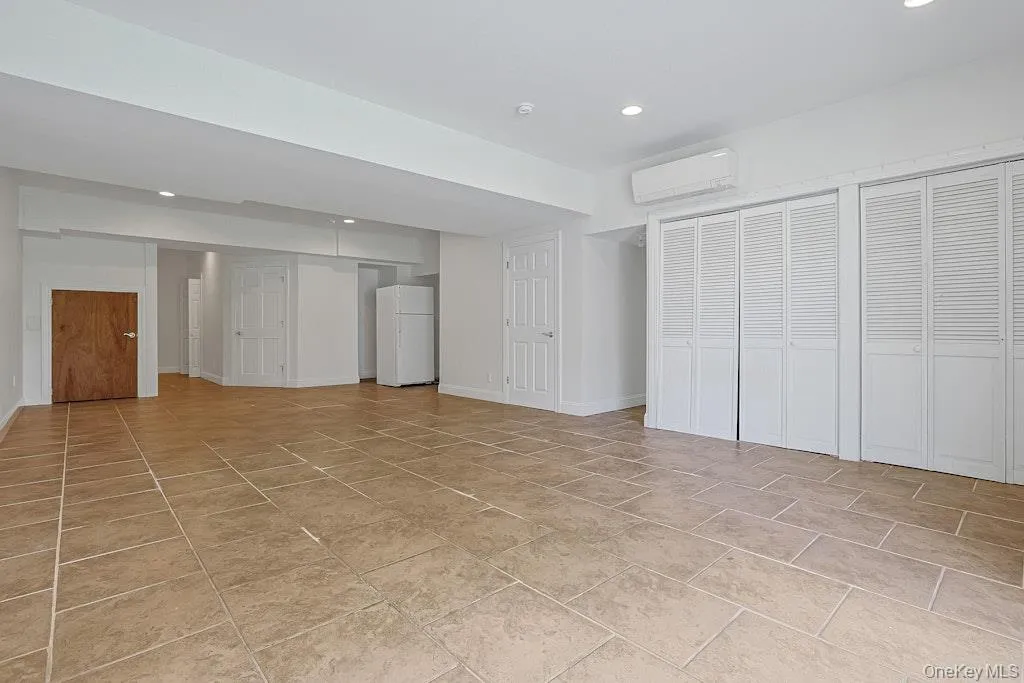 465 North Street, White Plains, NY, 5 Bedrooms Bedrooms, 12 Rooms Rooms,3 BathroomsBathrooms,Residential Lease,For Rent,North,0,1033882 465 North Street, White Plains, NY, 5 Bedrooms Bedrooms, 12 Rooms Rooms,3 BathroomsBathrooms,Residential Lease,For Rent,North,0,1033882