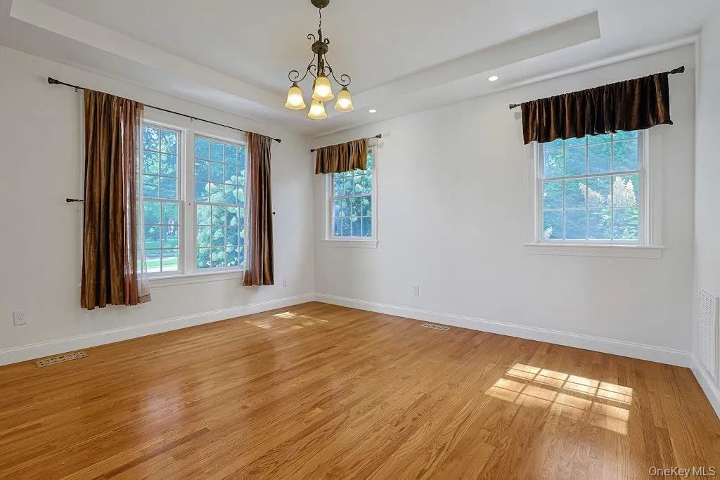 465 North Street, White Plains, NY, 5 Bedrooms Bedrooms, 12 Rooms Rooms,3 BathroomsBathrooms,Residential Lease,For Rent,North,0,1033882 465 North Street, White Plains, NY, 5 Bedrooms Bedrooms, 12 Rooms Rooms,3 BathroomsBathrooms,Residential Lease,For Rent,North,0,1033882