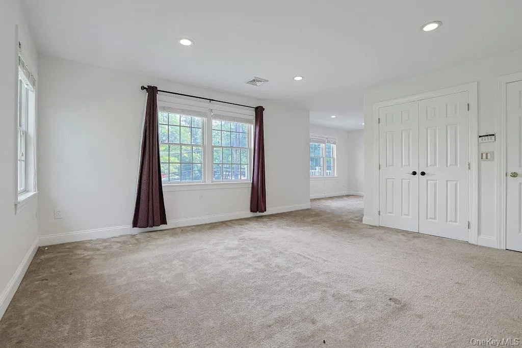 465 North Street, White Plains, NY, 5 Bedrooms Bedrooms, 12 Rooms Rooms,3 BathroomsBathrooms,Residential Lease,For Rent,North,0,1033882 465 North Street, White Plains, NY, 5 Bedrooms Bedrooms, 12 Rooms Rooms,3 BathroomsBathrooms,Residential Lease,For Rent,North,0,1033882
