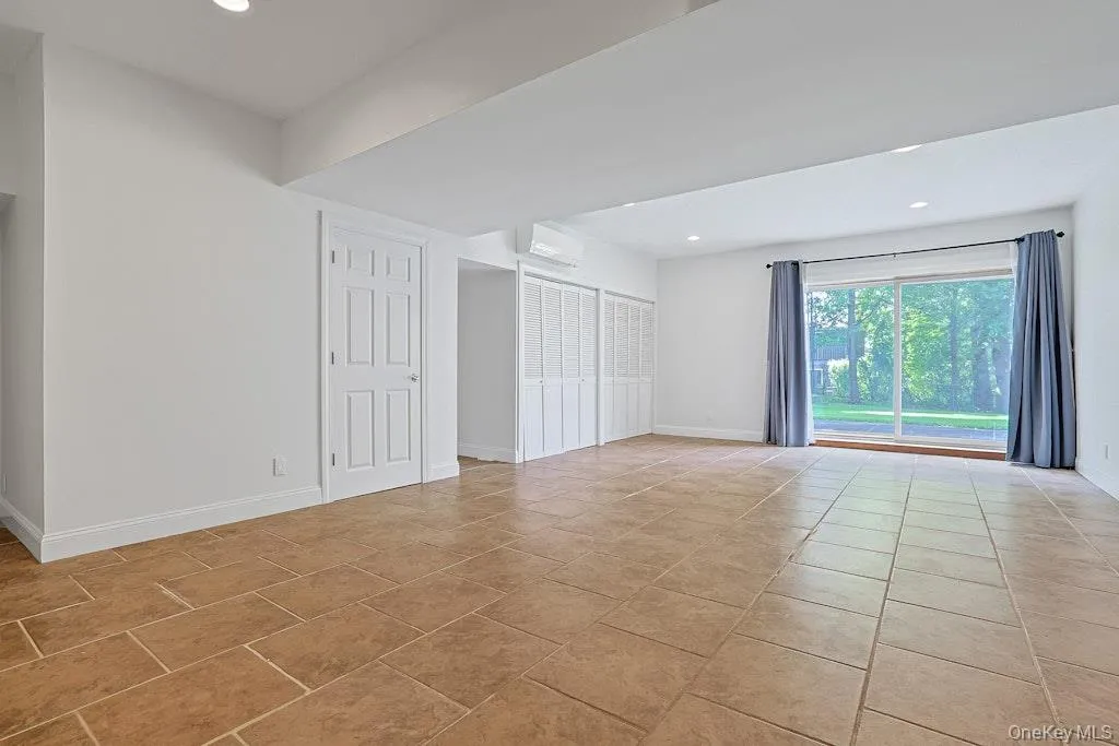 465 North Street, White Plains, NY, 5 Bedrooms Bedrooms, 12 Rooms Rooms,3 BathroomsBathrooms,Residential Lease,For Rent,North,0,1033882 465 North Street, White Plains, NY, 5 Bedrooms Bedrooms, 12 Rooms Rooms,3 BathroomsBathrooms,Residential Lease,For Rent,North,0,1033882