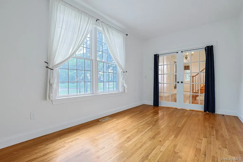 465 North Street, White Plains, NY, 5 Bedrooms Bedrooms, 12 Rooms Rooms,3 BathroomsBathrooms,Residential Lease,For Rent,North,0,1033882 465 North Street, White Plains, NY, 5 Bedrooms Bedrooms, 12 Rooms Rooms,3 BathroomsBathrooms,Residential Lease,For Rent,North,0,1033882
