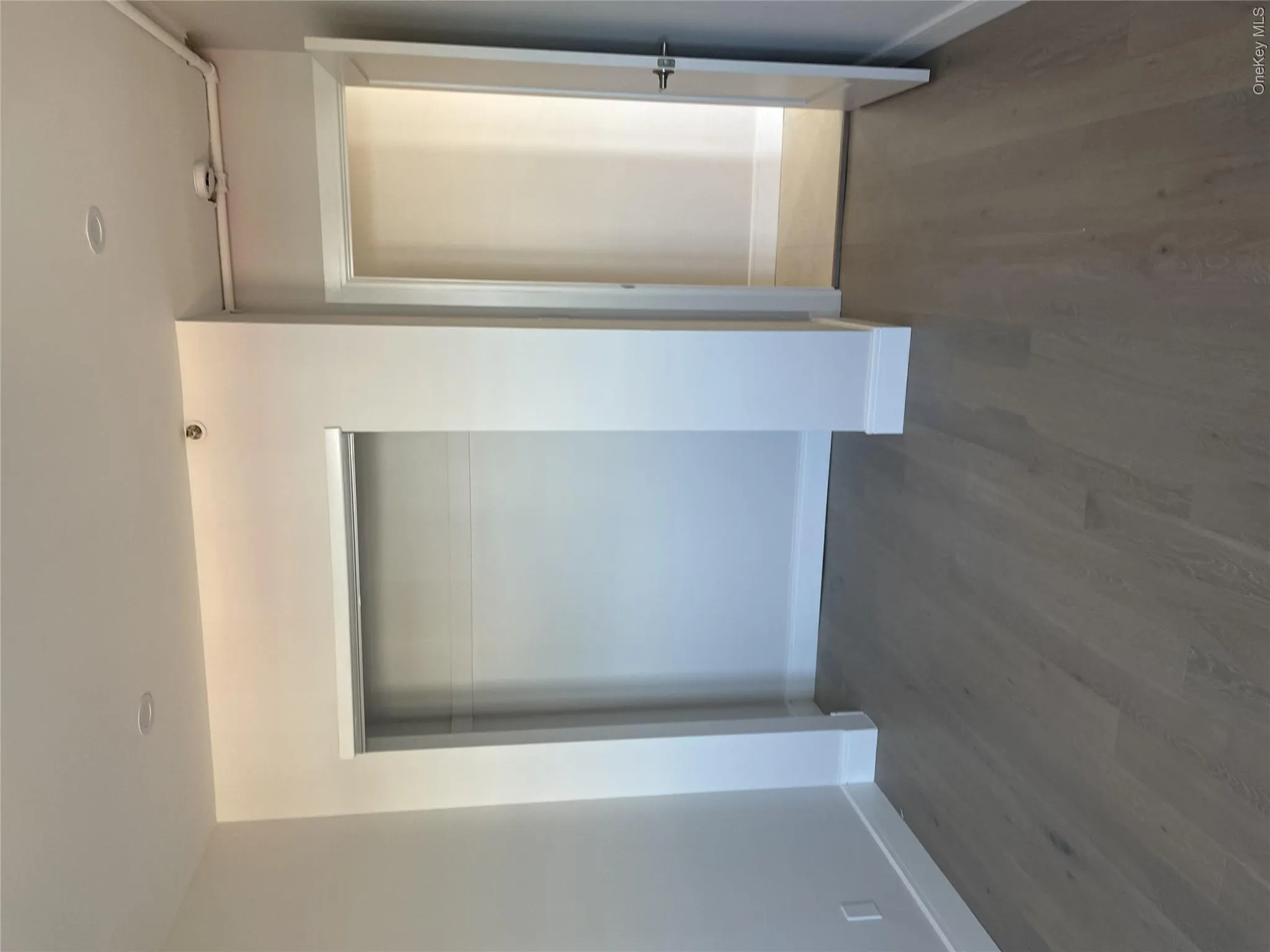 320 Post Avenue, North Hempstead, NY, 1 Bedroom Bedrooms, 3 Rooms Rooms,1 BathroomBathrooms,Residential Lease,For Rent,Post,0,1033883 320 Post Avenue, North Hempstead, NY, 1 Bedroom Bedrooms, 3 Rooms Rooms,1 BathroomBathrooms,Residential Lease,For Rent,Post,0,1033883