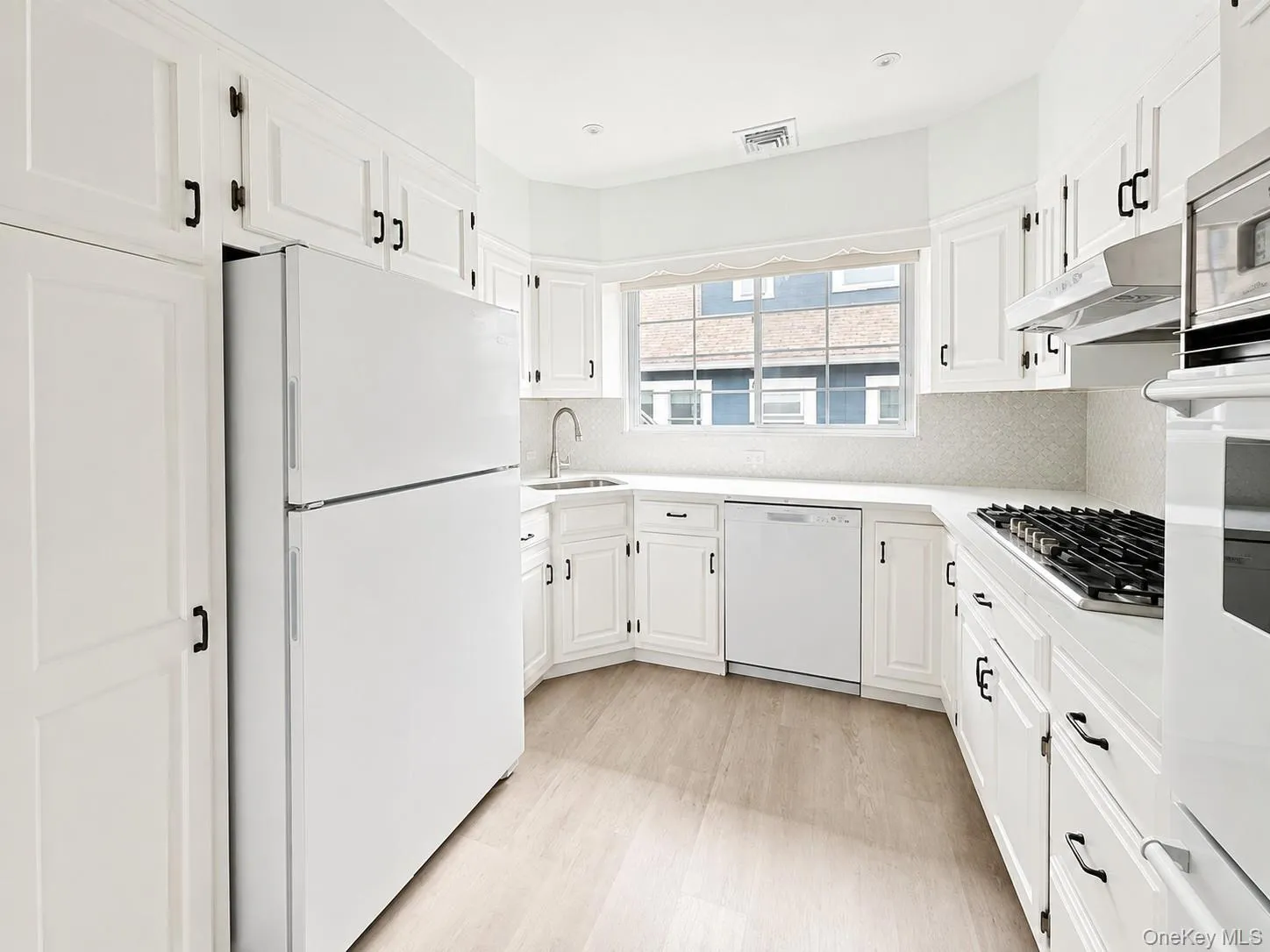 29 Chestnut Avenue, Pelham, NY, 3 Bedrooms Bedrooms, 6 Rooms Rooms,1 BathroomBathrooms,Residential Lease,For Rent,Chestnut,0,1033884 29 Chestnut Avenue, Pelham, NY, 3 Bedrooms Bedrooms, 6 Rooms Rooms,1 BathroomBathrooms,Residential Lease,For Rent,Chestnut,0,1033884