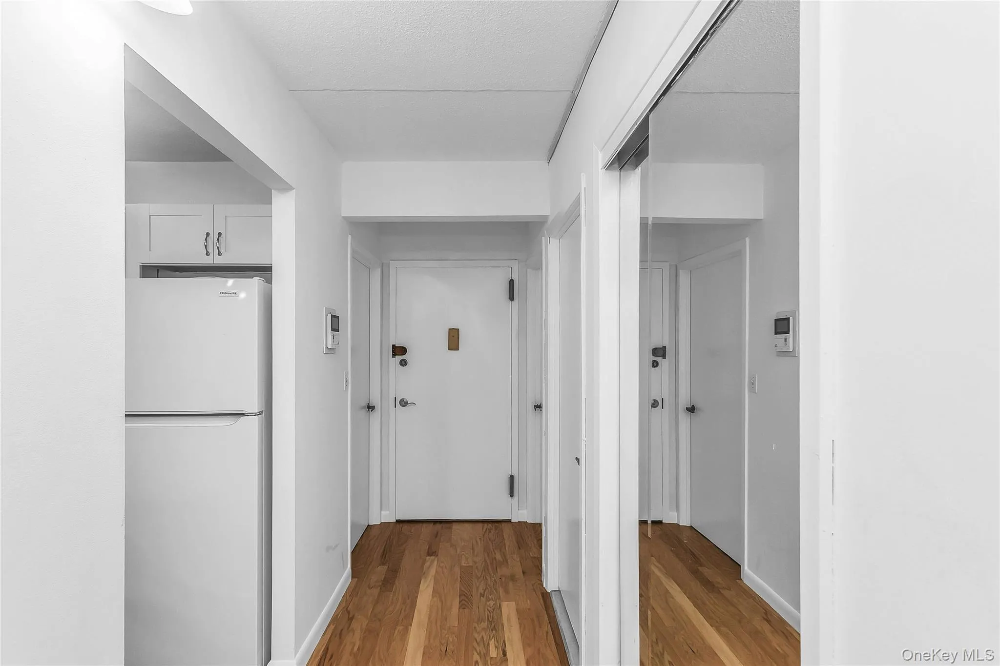 800 Willis Avenue, North Hempstead, NY, 1 Bedroom Bedrooms, 6 Rooms Rooms,1 BathroomBathrooms,Residential,For Rent,Willis,0,1033885 800 Willis Avenue, North Hempstead, NY, 1 Bedroom Bedrooms, 6 Rooms Rooms,1 BathroomBathrooms,Residential,For Rent,Willis,0,1033885