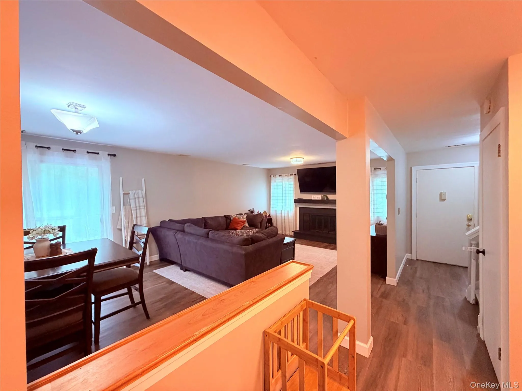45 Redwood Drive, Woodbury, NY, 2 Bedrooms Bedrooms, 5 Rooms Rooms,1 BathroomBathrooms,Residential,For Rent,Redwood,0,1033890 45 Redwood Drive, Woodbury, NY, 2 Bedrooms Bedrooms, 5 Rooms Rooms,1 BathroomBathrooms,Residential,For Rent,Redwood,0,1033890