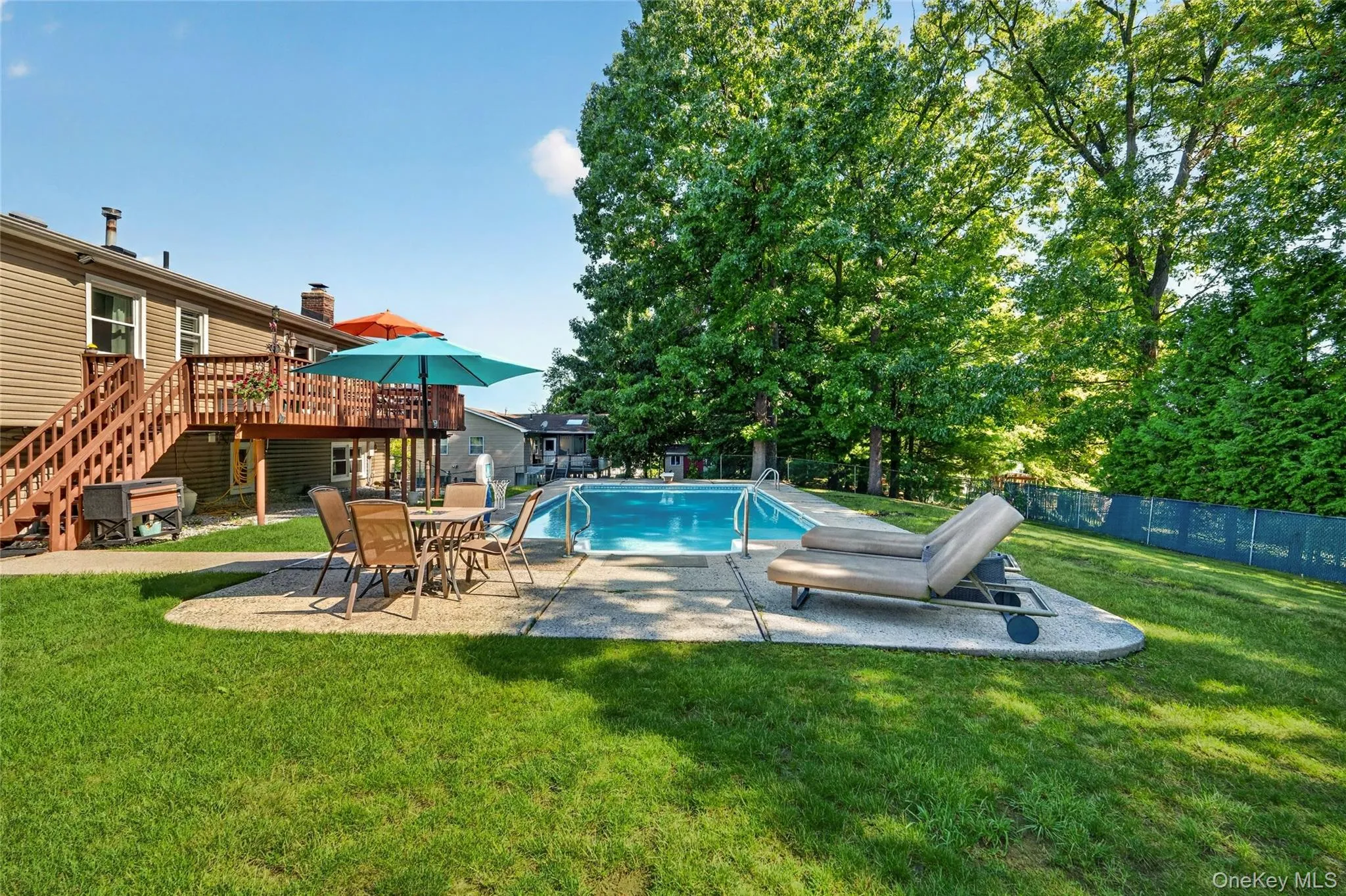 4 Rockridge Drive, Haverstraw, NY, 4 Bedrooms Bedrooms, 7 Rooms Rooms,3 BathroomsBathrooms,Residential,For Rent,Rockridge,0,1033891 4 Rockridge Drive, Haverstraw, NY, 4 Bedrooms Bedrooms, 7 Rooms Rooms,3 BathroomsBathrooms,Residential,For Rent,Rockridge,0,1033891
