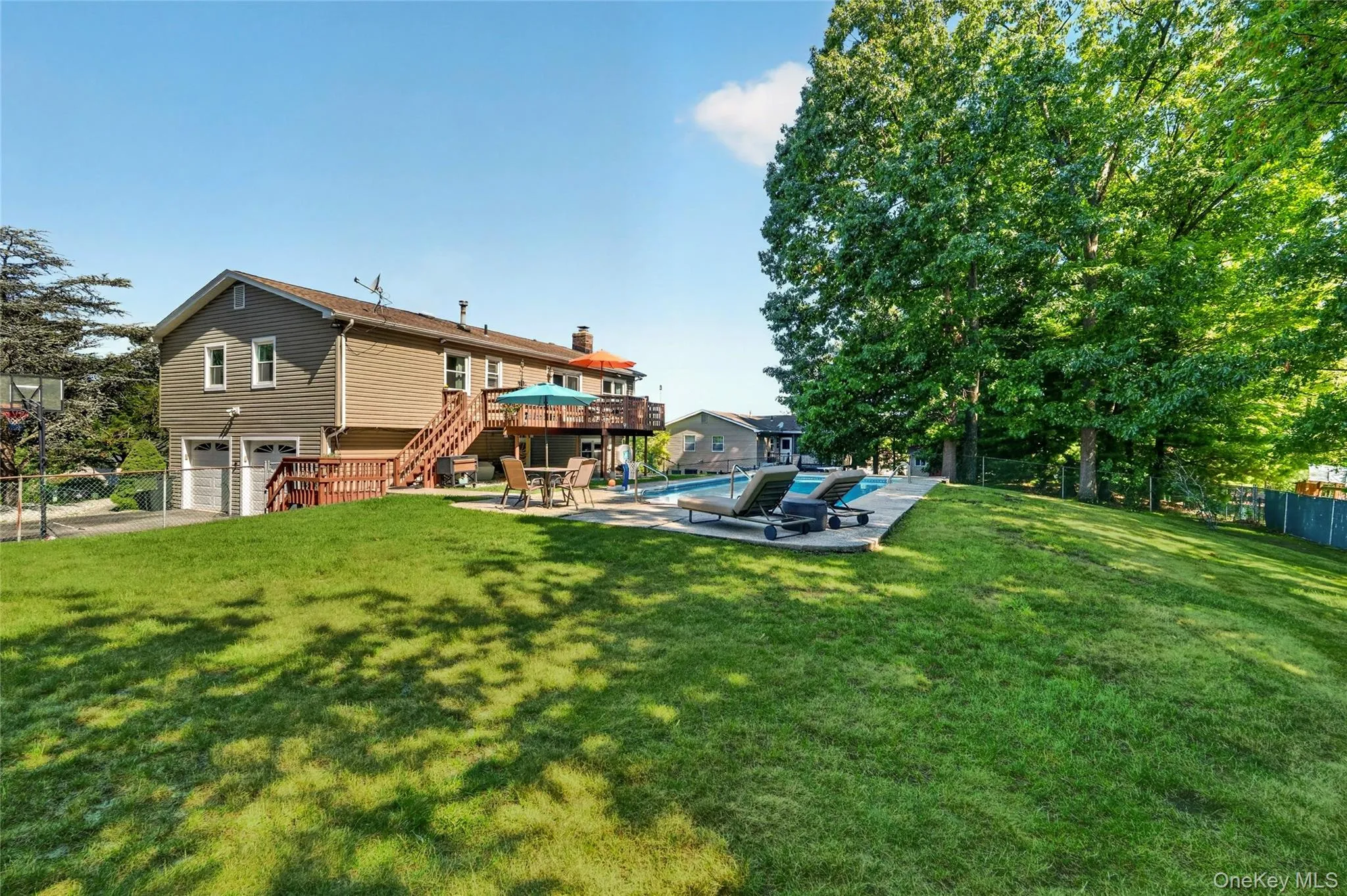 4 Rockridge Drive, Haverstraw, NY, 4 Bedrooms Bedrooms, 7 Rooms Rooms,3 BathroomsBathrooms,Residential,For Rent,Rockridge,0,1033891 4 Rockridge Drive, Haverstraw, NY, 4 Bedrooms Bedrooms, 7 Rooms Rooms,3 BathroomsBathrooms,Residential,For Rent,Rockridge,0,1033891