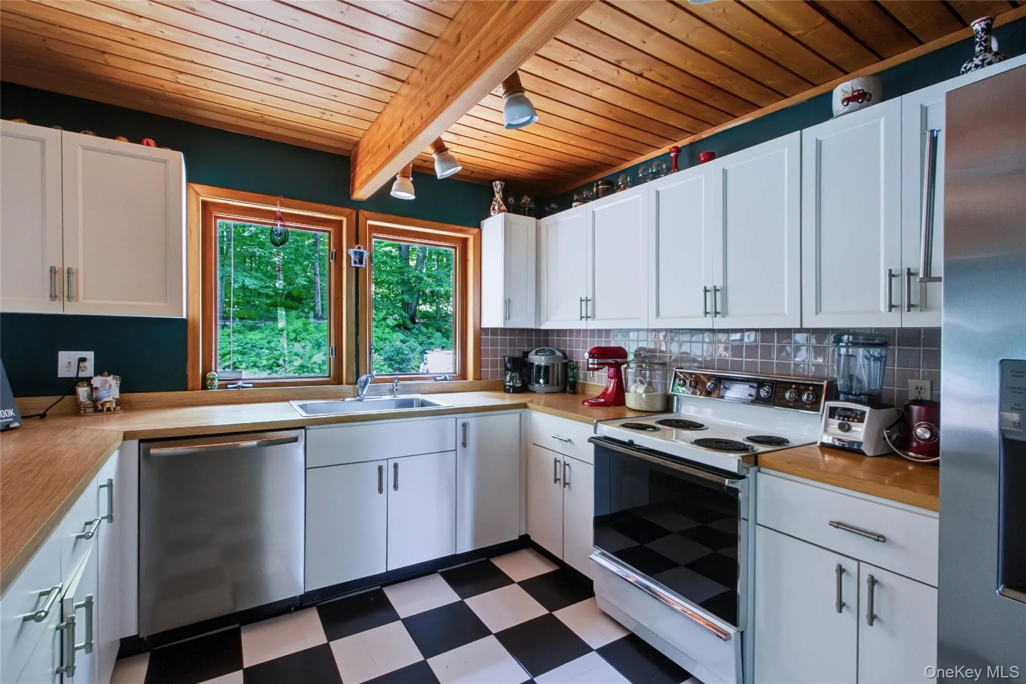 69 Canopus Hill Road, Carmel, NY, 4 Bedrooms Bedrooms, 7 Rooms Rooms,3 BathroomsBathrooms,Residential,For Rent,Canopus Hill,0,1033894 69 Canopus Hill Road, Carmel, NY, 4 Bedrooms Bedrooms, 7 Rooms Rooms,3 BathroomsBathrooms,Residential,For Rent,Canopus Hill,0,1033894