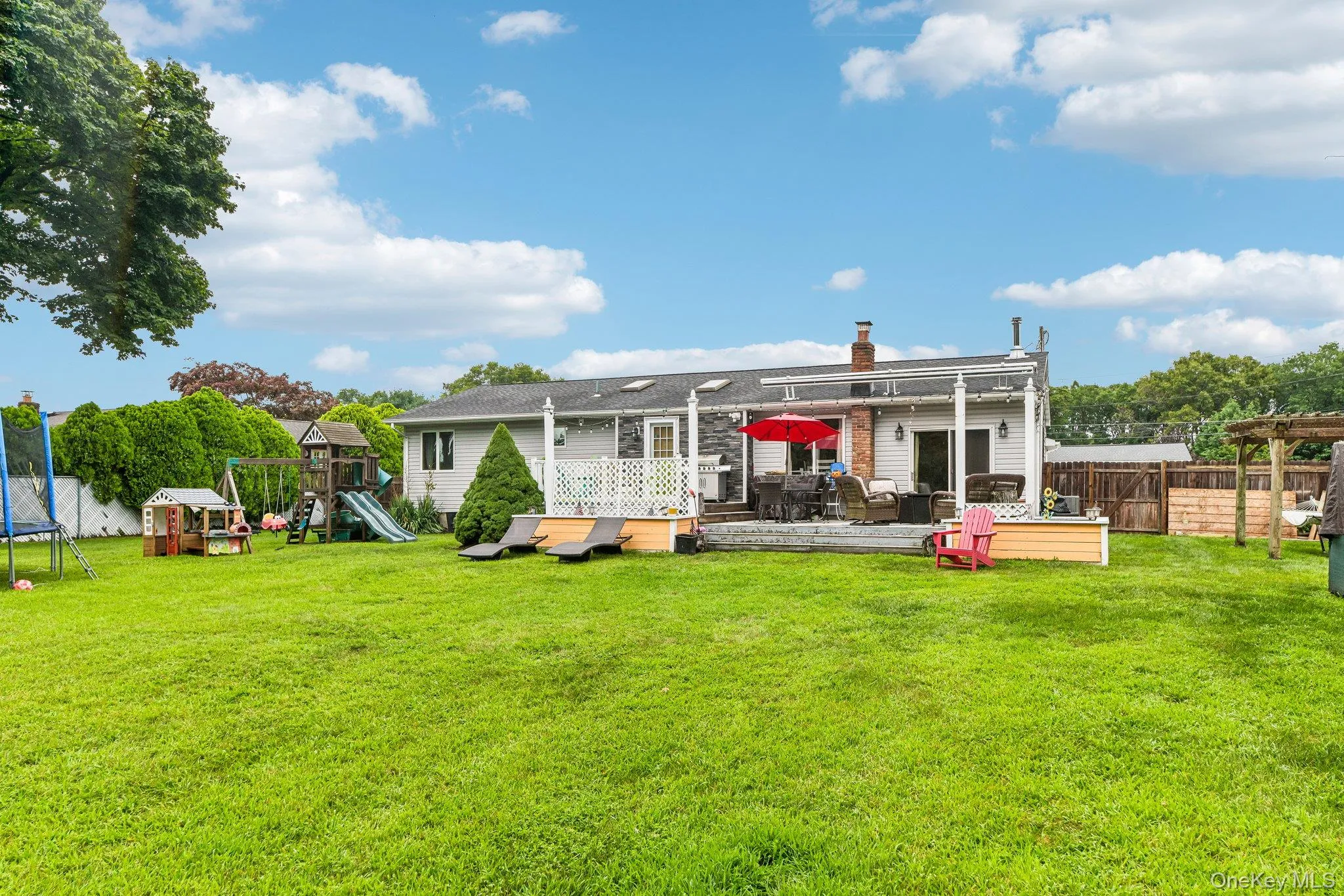 38 Nathan Drive, Islip, NY, 3 Bedrooms Bedrooms, 9 Rooms Rooms,1 BathroomBathrooms,Residential,For Rent,Nathan,0,1033901 38 Nathan Drive, Islip, NY, 3 Bedrooms Bedrooms, 9 Rooms Rooms,1 BathroomBathrooms,Residential,For Rent,Nathan,0,1033901