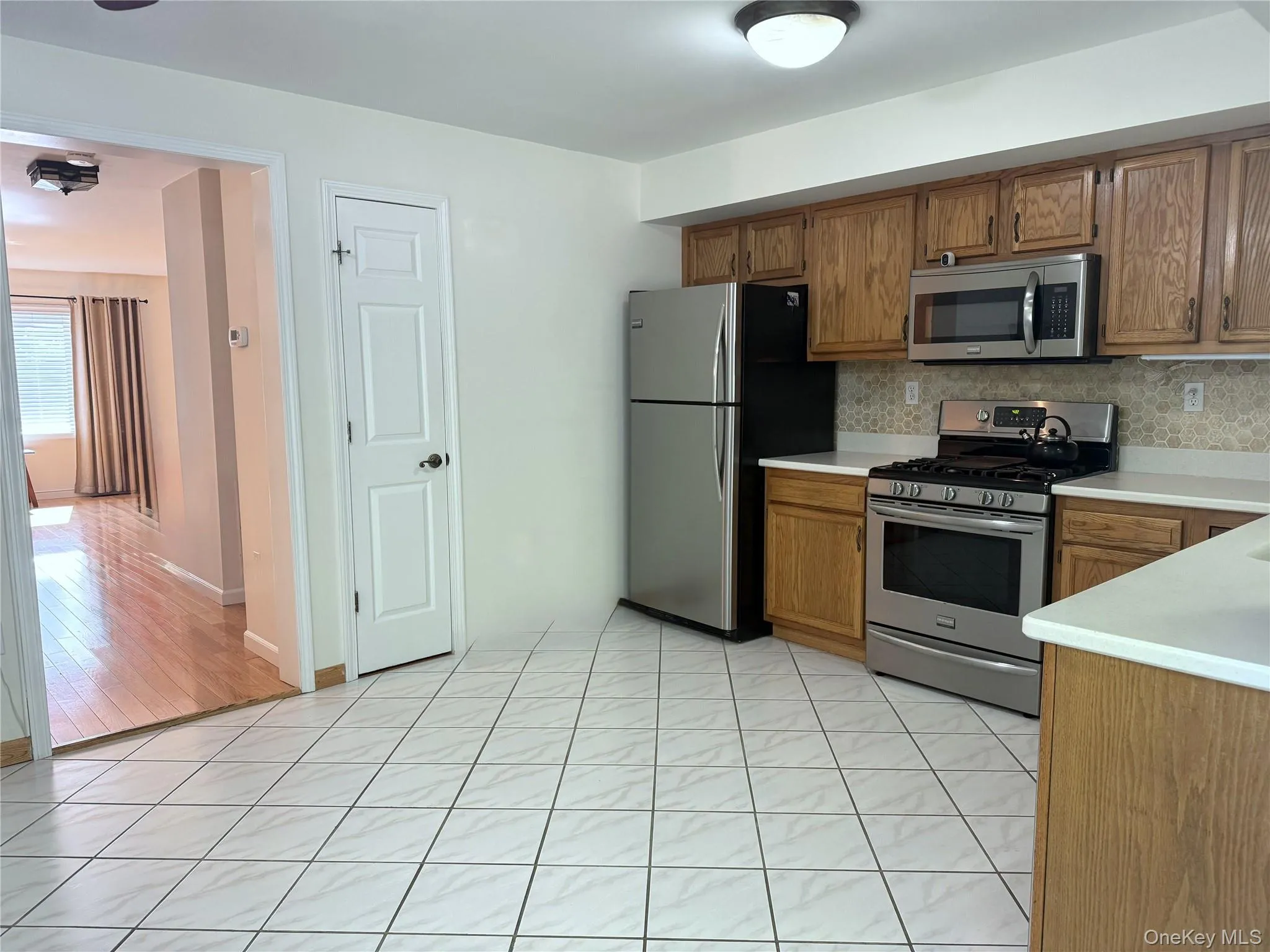 56 Foltim Way, Clarkstown, NY, 2 Bedrooms Bedrooms, 7 Rooms Rooms,2 BathroomsBathrooms,Residential,For Rent,Foltim,0,1033902 56 Foltim Way, Clarkstown, NY, 2 Bedrooms Bedrooms, 7 Rooms Rooms,2 BathroomsBathrooms,Residential,For Rent,Foltim,0,1033902