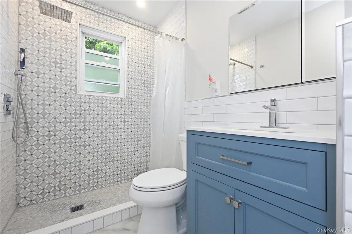913 Merillon Avenue, Hempstead, NY, 4 Bedrooms Bedrooms, 6 Rooms Rooms,1 BathroomBathrooms,Residential,For Rent,Merillon,0,1033908 913 Merillon Avenue, Hempstead, NY, 4 Bedrooms Bedrooms, 6 Rooms Rooms,1 BathroomBathrooms,Residential,For Rent,Merillon,0,1033908