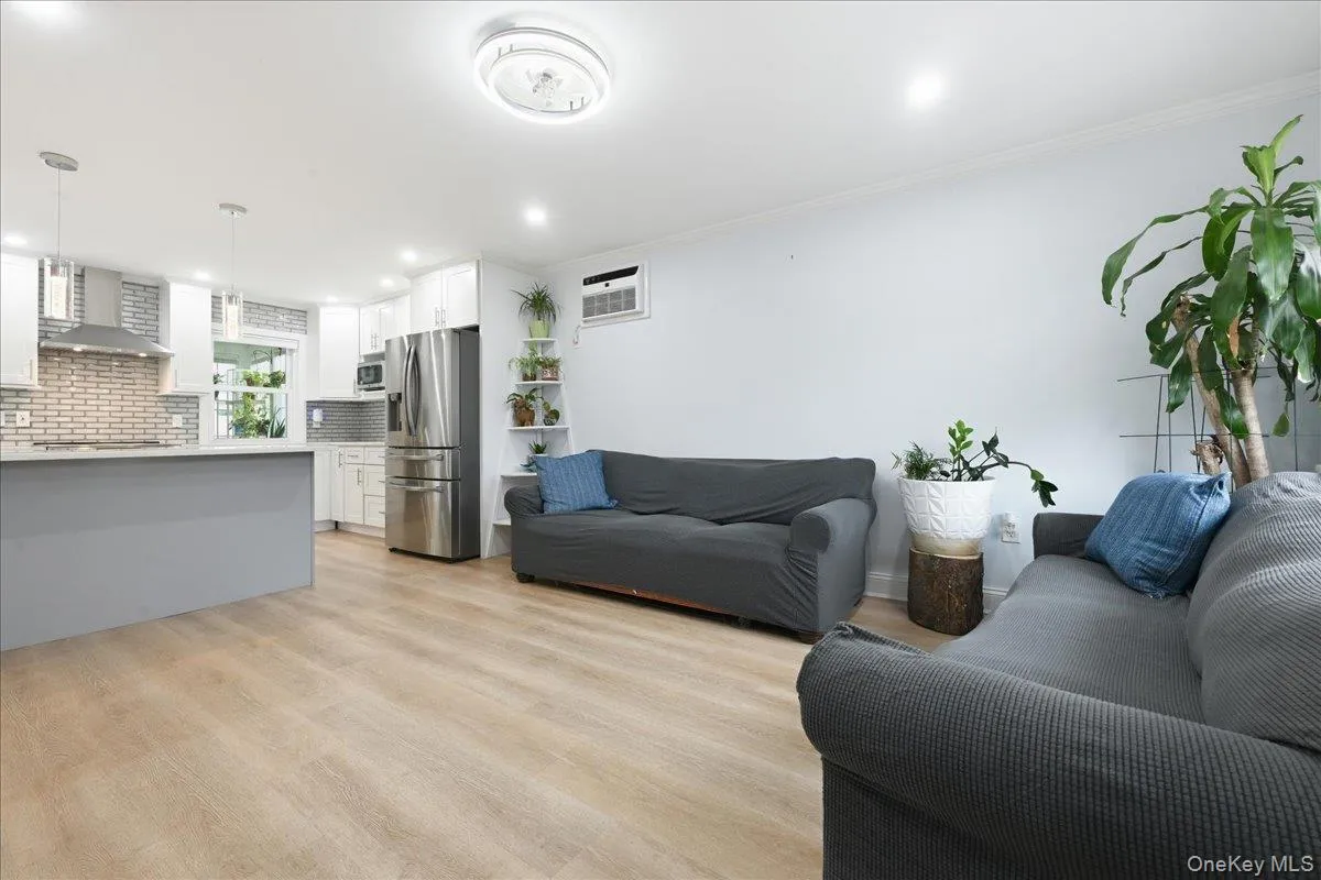 913 Merillon Avenue, Hempstead, NY, 4 Bedrooms Bedrooms, 6 Rooms Rooms,1 BathroomBathrooms,Residential,For Rent,Merillon,0,1033908 913 Merillon Avenue, Hempstead, NY, 4 Bedrooms Bedrooms, 6 Rooms Rooms,1 BathroomBathrooms,Residential,For Rent,Merillon,0,1033908