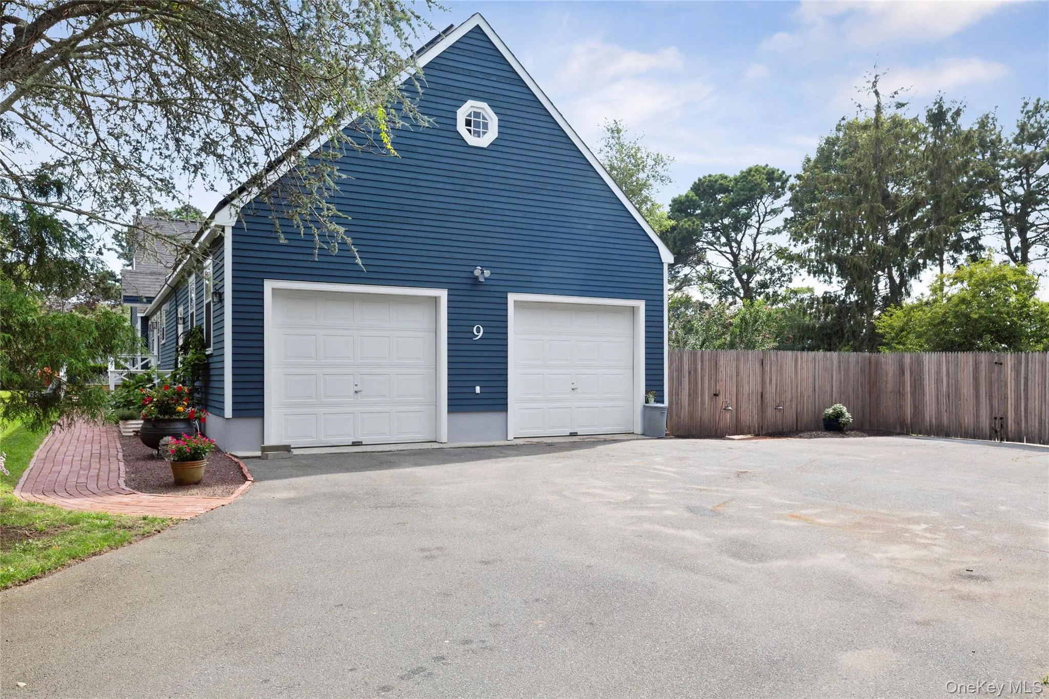 9 Aberdeen Lane, Southampton, NY, 3 Bedrooms Bedrooms, 9 Rooms Rooms,3 BathroomsBathrooms,Residential,For Rent,Aberdeen,0,1033910 9 Aberdeen Lane, Southampton, NY, 3 Bedrooms Bedrooms, 9 Rooms Rooms,3 BathroomsBathrooms,Residential,For Rent,Aberdeen,0,1033910