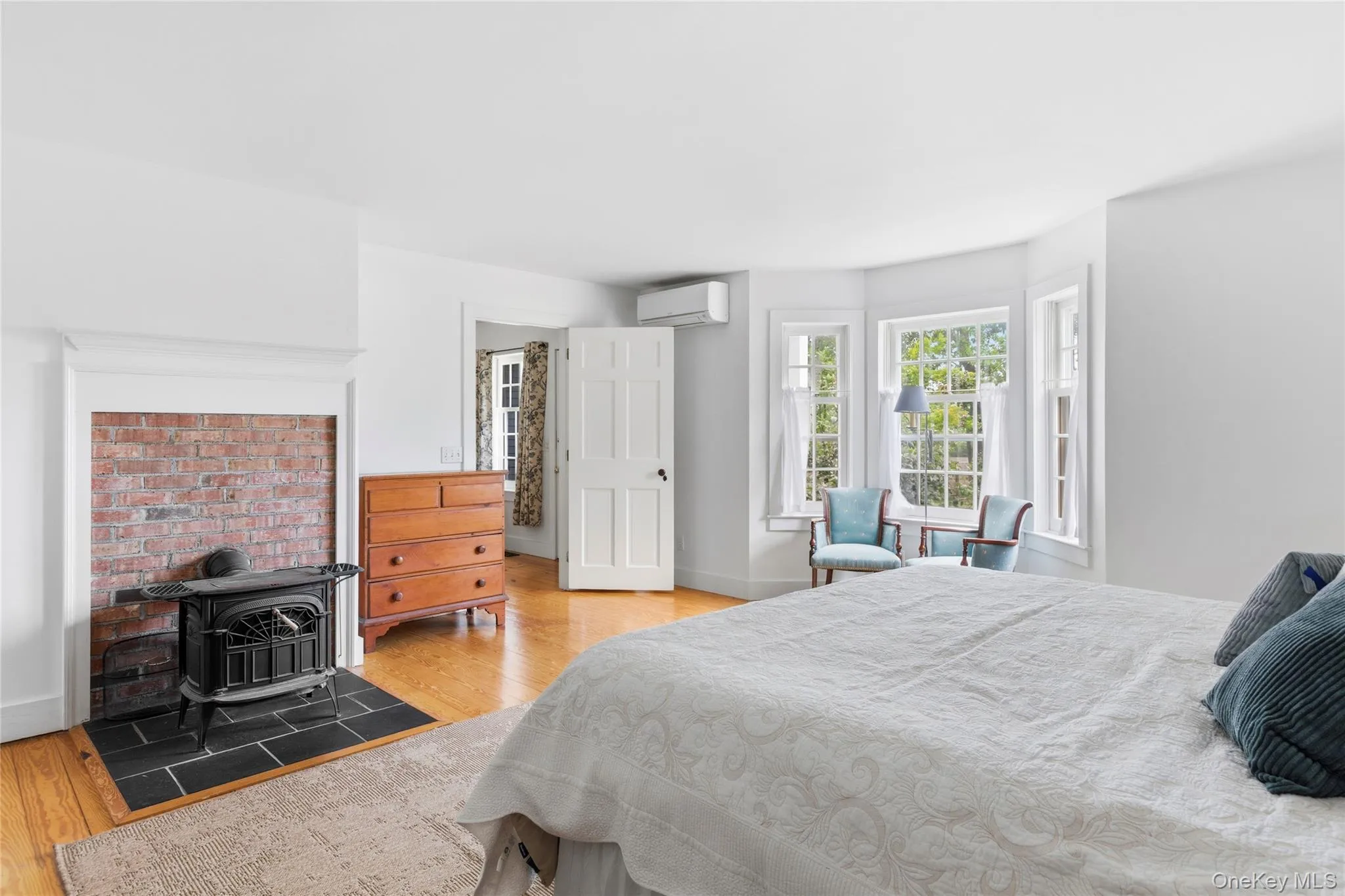 9 Aberdeen Lane, Southampton, NY, 3 Bedrooms Bedrooms, 9 Rooms Rooms,3 BathroomsBathrooms,Residential,For Rent,Aberdeen,0,1033910 9 Aberdeen Lane, Southampton, NY, 3 Bedrooms Bedrooms, 9 Rooms Rooms,3 BathroomsBathrooms,Residential,For Rent,Aberdeen,0,1033910