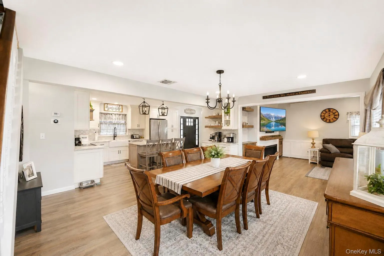 41 Miller Place, Hempstead, NY, 5 Bedrooms Bedrooms, 10 Rooms Rooms,2 BathroomsBathrooms,Residential,For Rent,Miller,0,1033911 41 Miller Place, Hempstead, NY, 5 Bedrooms Bedrooms, 10 Rooms Rooms,2 BathroomsBathrooms,Residential,For Rent,Miller,0,1033911