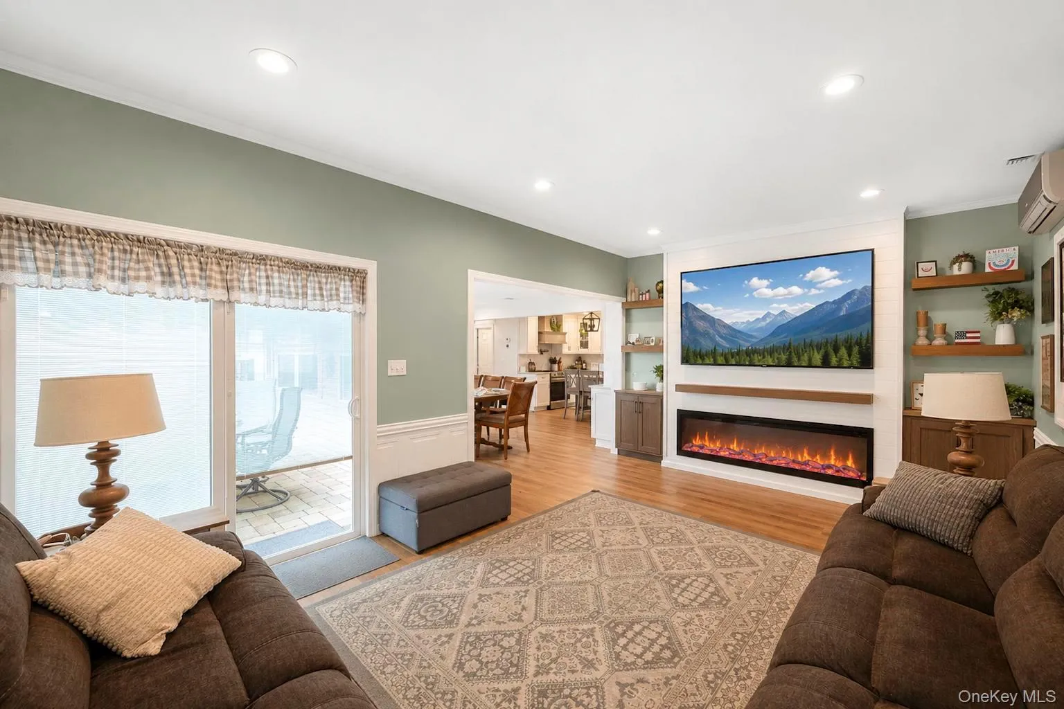 41 Miller Place, Hempstead, NY, 5 Bedrooms Bedrooms, 10 Rooms Rooms,2 BathroomsBathrooms,Residential,For Rent,Miller,0,1033911 41 Miller Place, Hempstead, NY, 5 Bedrooms Bedrooms, 10 Rooms Rooms,2 BathroomsBathrooms,Residential,For Rent,Miller,0,1033911