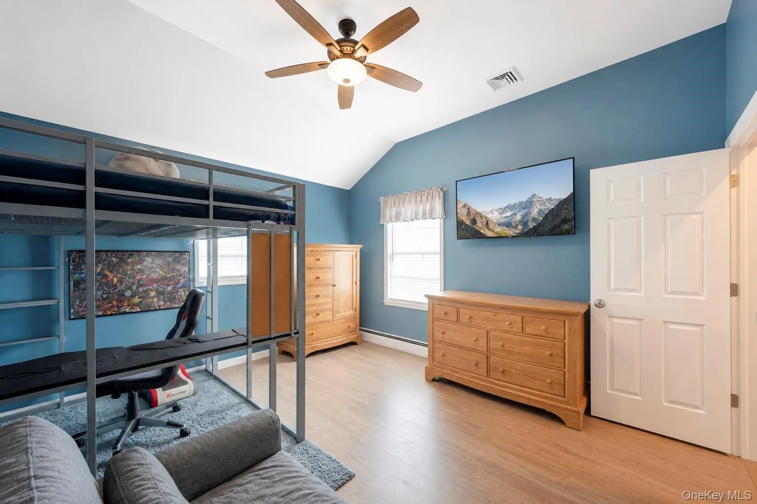 41 Miller Place, Hempstead, NY, 5 Bedrooms Bedrooms, 10 Rooms Rooms,2 BathroomsBathrooms,Residential,For Rent,Miller,0,1033911 41 Miller Place, Hempstead, NY, 5 Bedrooms Bedrooms, 10 Rooms Rooms,2 BathroomsBathrooms,Residential,For Rent,Miller,0,1033911