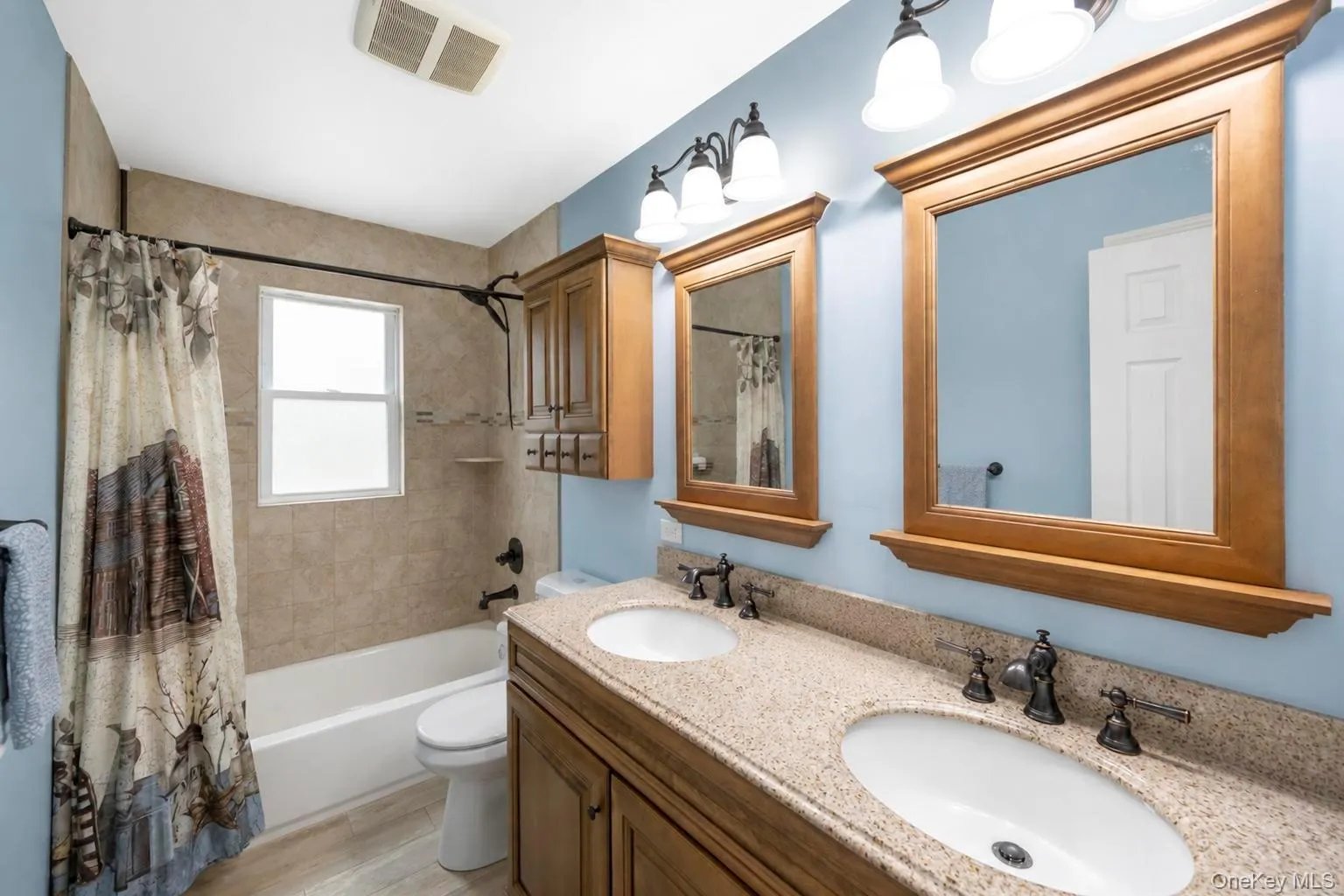 41 Miller Place, Hempstead, NY, 5 Bedrooms Bedrooms, 10 Rooms Rooms,2 BathroomsBathrooms,Residential,For Rent,Miller,0,1033911 41 Miller Place, Hempstead, NY, 5 Bedrooms Bedrooms, 10 Rooms Rooms,2 BathroomsBathrooms,Residential,For Rent,Miller,0,1033911