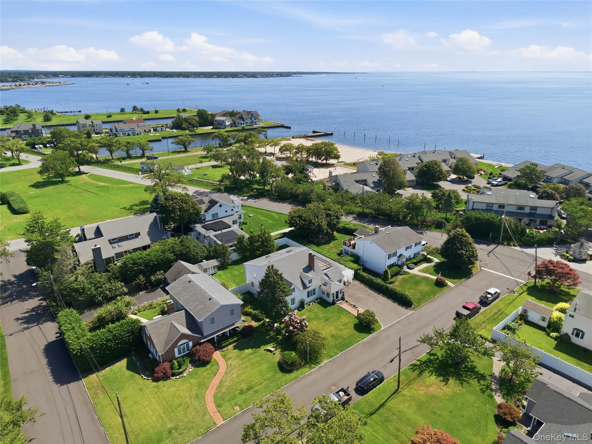 57 Girard Avenue, Islip, NY, 4 Bedrooms Bedrooms, 12 Rooms Rooms,2 BathroomsBathrooms,Residential,For Rent,Girard,0,1033916 57 Girard Avenue, Islip, NY, 4 Bedrooms Bedrooms, 12 Rooms Rooms,2 BathroomsBathrooms,Residential,For Rent,Girard,0,1033916