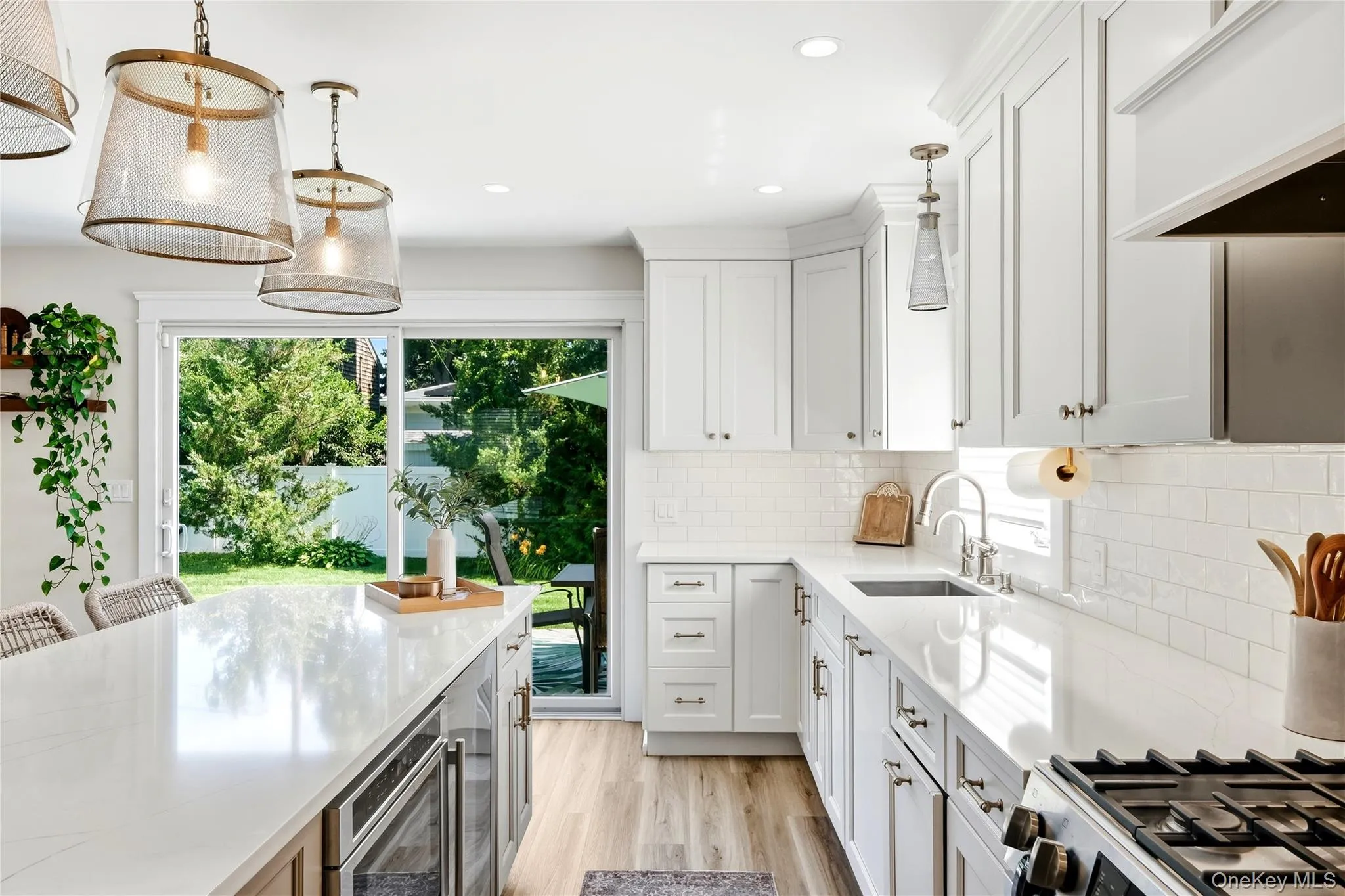 57 Girard Avenue, Islip, NY, 4 Bedrooms Bedrooms, 12 Rooms Rooms,2 BathroomsBathrooms,Residential,For Rent,Girard,0,1033916 57 Girard Avenue, Islip, NY, 4 Bedrooms Bedrooms, 12 Rooms Rooms,2 BathroomsBathrooms,Residential,For Rent,Girard,0,1033916