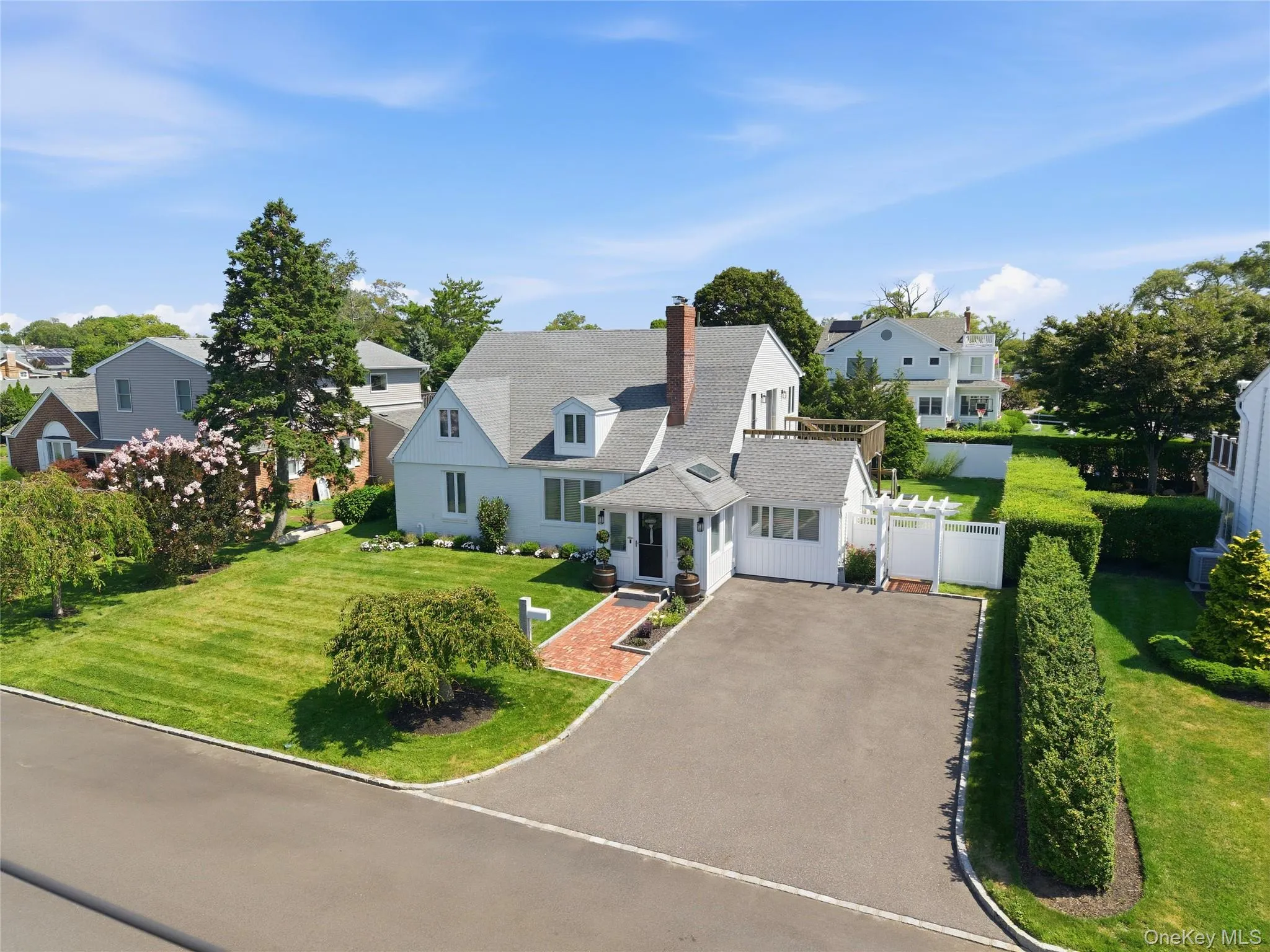 57 Girard Avenue, Islip, NY, 4 Bedrooms Bedrooms, 12 Rooms Rooms,2 BathroomsBathrooms,Residential,For Rent,Girard,0,1033916 57 Girard Avenue, Islip, NY, 4 Bedrooms Bedrooms, 12 Rooms Rooms,2 BathroomsBathrooms,Residential,For Rent,Girard,0,1033916