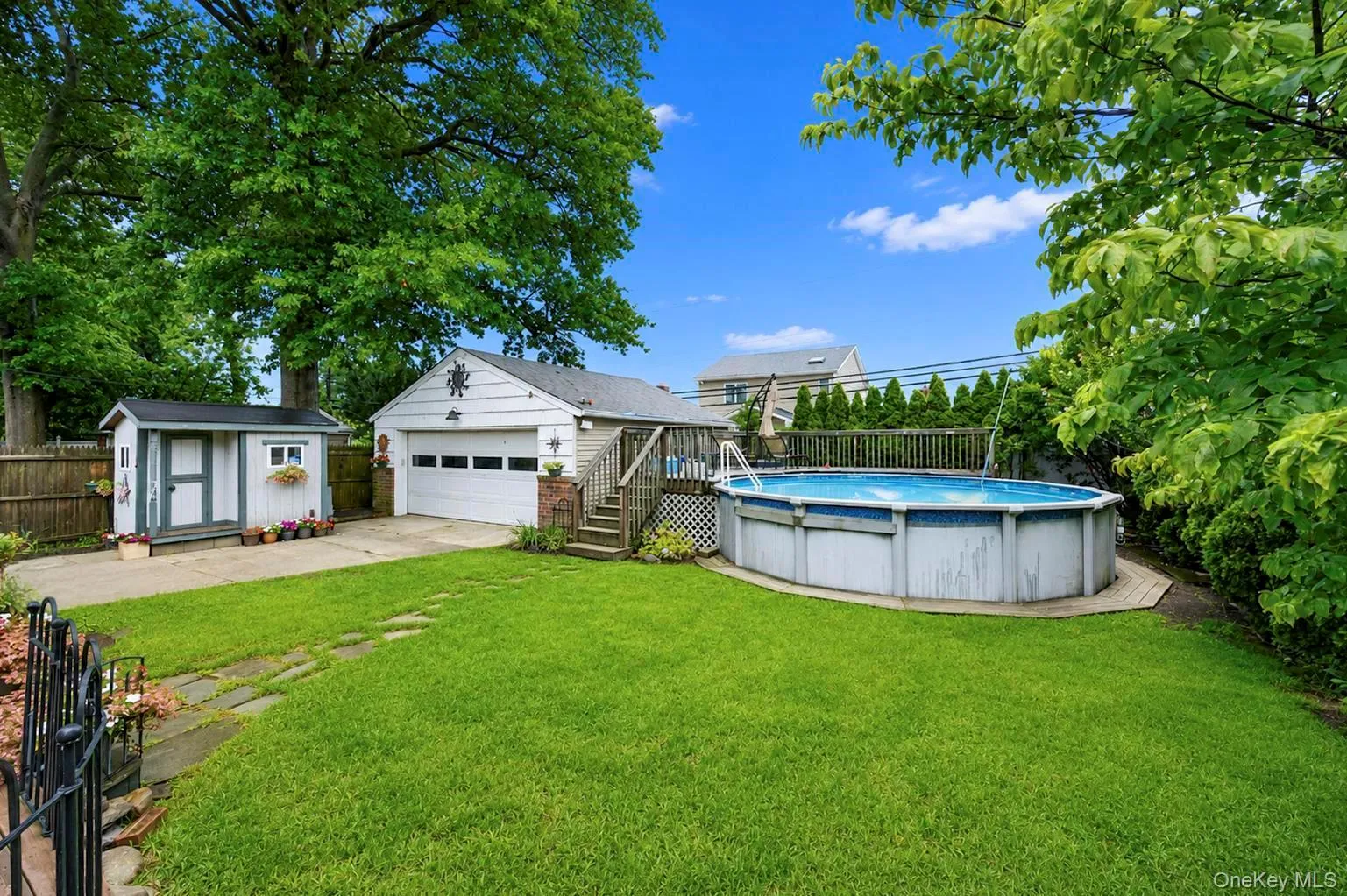 18 Cornell Lane, Oyster Bay, NY, 3 Bedrooms Bedrooms, 8 Rooms Rooms,2 BathroomsBathrooms,Residential,For Rent,Cornell,0,1033919 18 Cornell Lane, Oyster Bay, NY, 3 Bedrooms Bedrooms, 8 Rooms Rooms,2 BathroomsBathrooms,Residential,For Rent,Cornell,0,1033919