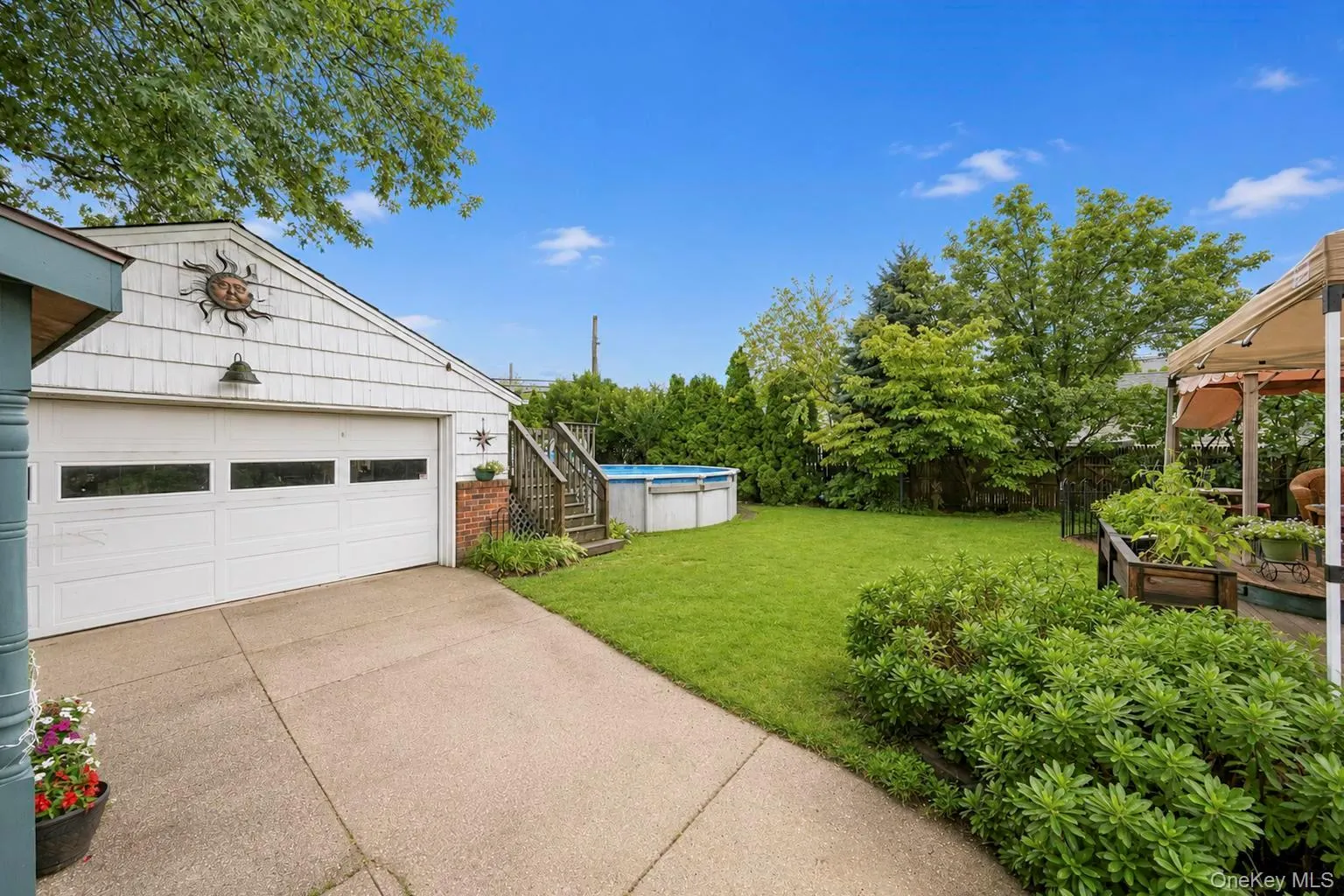 18 Cornell Lane, Oyster Bay, NY, 3 Bedrooms Bedrooms, 8 Rooms Rooms,2 BathroomsBathrooms,Residential,For Rent,Cornell,0,1033919 18 Cornell Lane, Oyster Bay, NY, 3 Bedrooms Bedrooms, 8 Rooms Rooms,2 BathroomsBathrooms,Residential,For Rent,Cornell,0,1033919