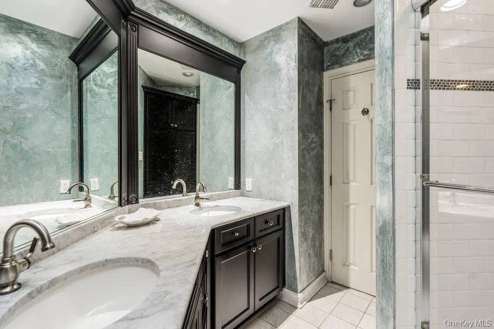 11 Maple Run Drive, Oyster Bay, NY, 3 Bedrooms Bedrooms, 7 Rooms Rooms,2 BathroomsBathrooms,Residential,For Rent,Maple Run,0,1033921 11 Maple Run Drive, Oyster Bay, NY, 3 Bedrooms Bedrooms, 7 Rooms Rooms,2 BathroomsBathrooms,Residential,For Rent,Maple Run,0,1033921