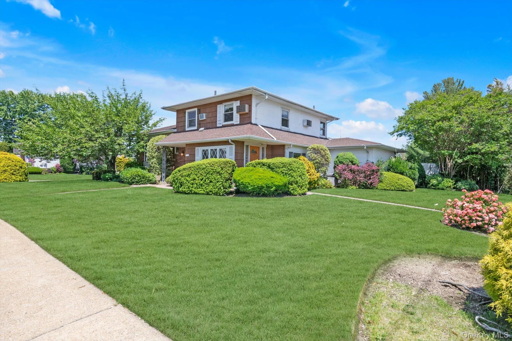 430 Violet Street, Oyster Bay, NY, 6 Bedrooms Bedrooms, 11 Rooms Rooms,1 BathroomBathrooms,Residential,For Rent,Violet,0,1033924 430 Violet Street, Oyster Bay, NY, 6 Bedrooms Bedrooms, 11 Rooms Rooms,1 BathroomBathrooms,Residential,For Rent,Violet,0,1033924