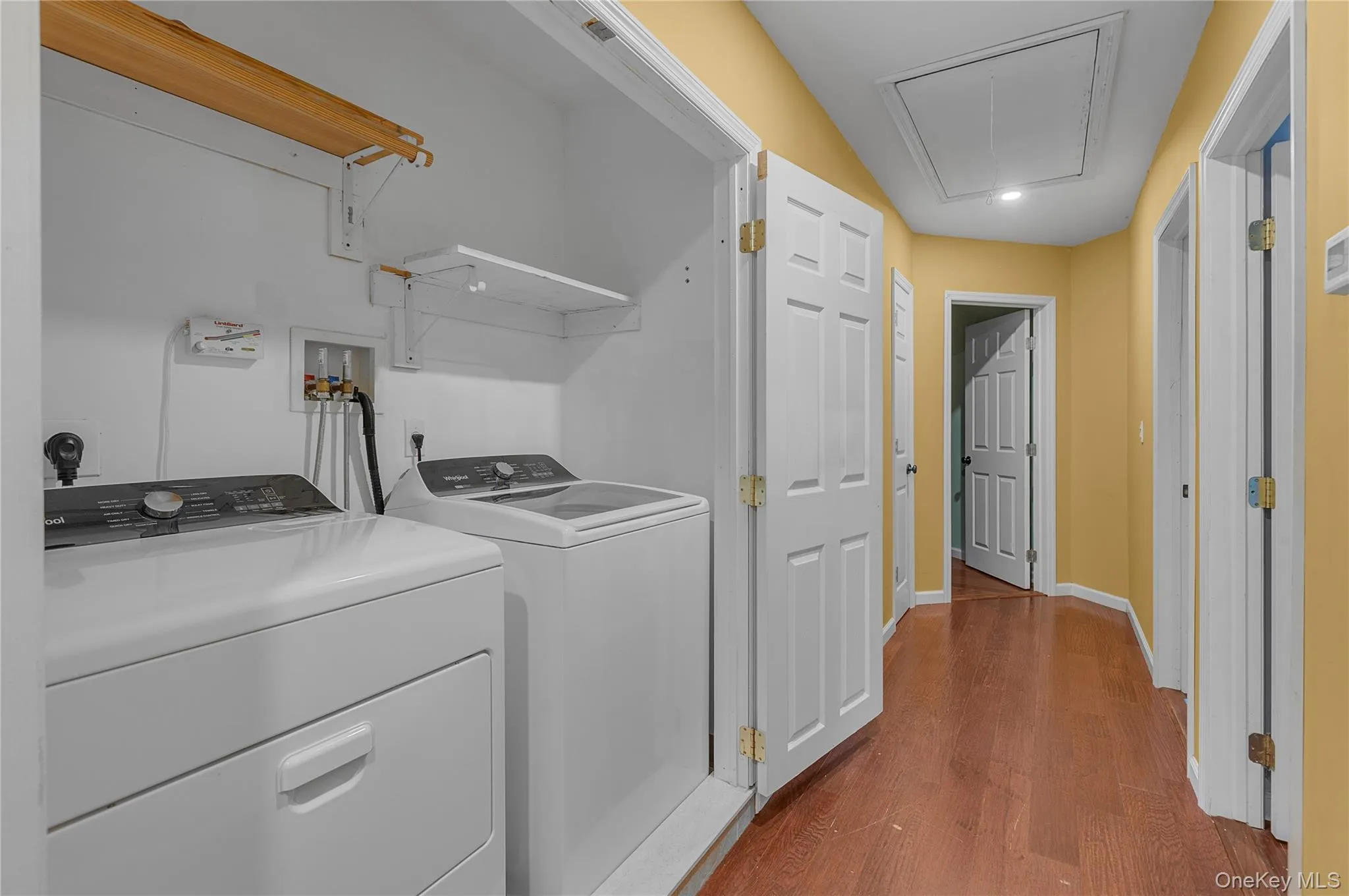 62 Douglaston Road, Brookhaven, NY, 4 Bedrooms Bedrooms, 9 Rooms Rooms,2 BathroomsBathrooms,Residential,For Rent,Douglaston,0,1033926 62 Douglaston Road, Brookhaven, NY, 4 Bedrooms Bedrooms, 9 Rooms Rooms,2 BathroomsBathrooms,Residential,For Rent,Douglaston,0,1033926