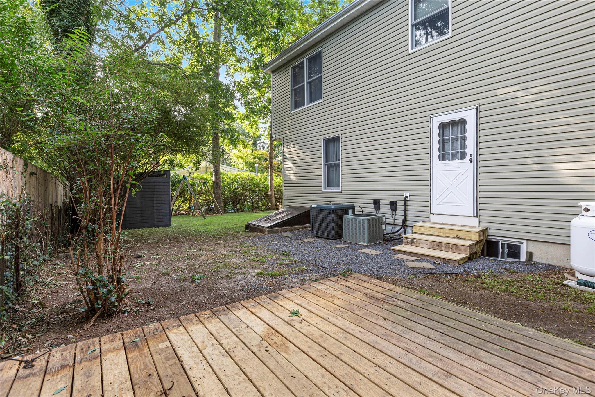 62 Douglaston Road, Brookhaven, NY, 4 Bedrooms Bedrooms, 9 Rooms Rooms,2 BathroomsBathrooms,Residential,For Rent,Douglaston,0,1033926 62 Douglaston Road, Brookhaven, NY, 4 Bedrooms Bedrooms, 9 Rooms Rooms,2 BathroomsBathrooms,Residential,For Rent,Douglaston,0,1033926