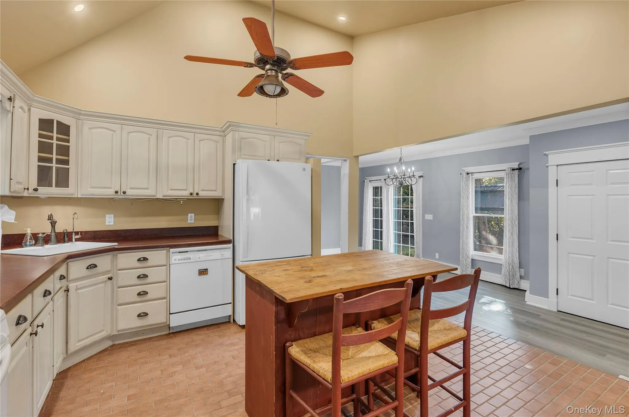 62 Douglaston Road, Brookhaven, NY, 4 Bedrooms Bedrooms, 9 Rooms Rooms,2 BathroomsBathrooms,Residential,For Rent,Douglaston,0,1033926 62 Douglaston Road, Brookhaven, NY, 4 Bedrooms Bedrooms, 9 Rooms Rooms,2 BathroomsBathrooms,Residential,For Rent,Douglaston,0,1033926
