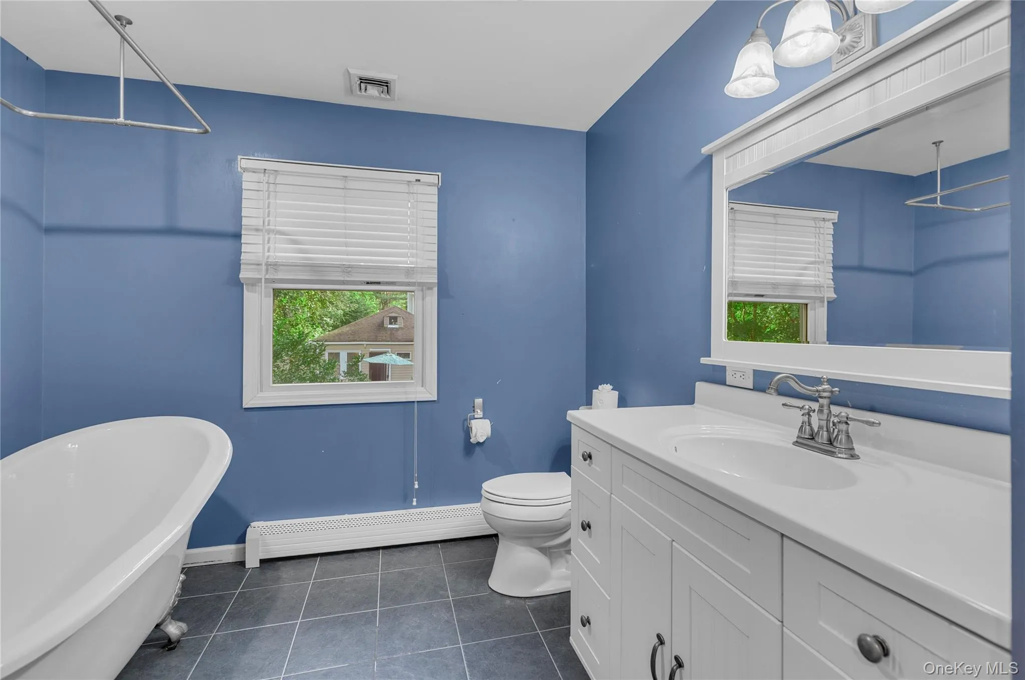 62 Douglaston Road, Brookhaven, NY, 4 Bedrooms Bedrooms, 9 Rooms Rooms,2 BathroomsBathrooms,Residential,For Rent,Douglaston,0,1033926 62 Douglaston Road, Brookhaven, NY, 4 Bedrooms Bedrooms, 9 Rooms Rooms,2 BathroomsBathrooms,Residential,For Rent,Douglaston,0,1033926