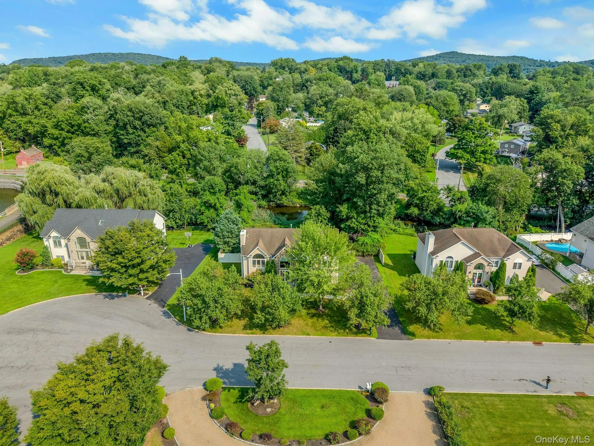14 Stern Place, Clarkstown, NY, 4 Bedrooms Bedrooms, 9 Rooms Rooms,3 BathroomsBathrooms,Residential,For Rent,Stern,0,1033927 14 Stern Place, Clarkstown, NY, 4 Bedrooms Bedrooms, 9 Rooms Rooms,3 BathroomsBathrooms,Residential,For Rent,Stern,0,1033927