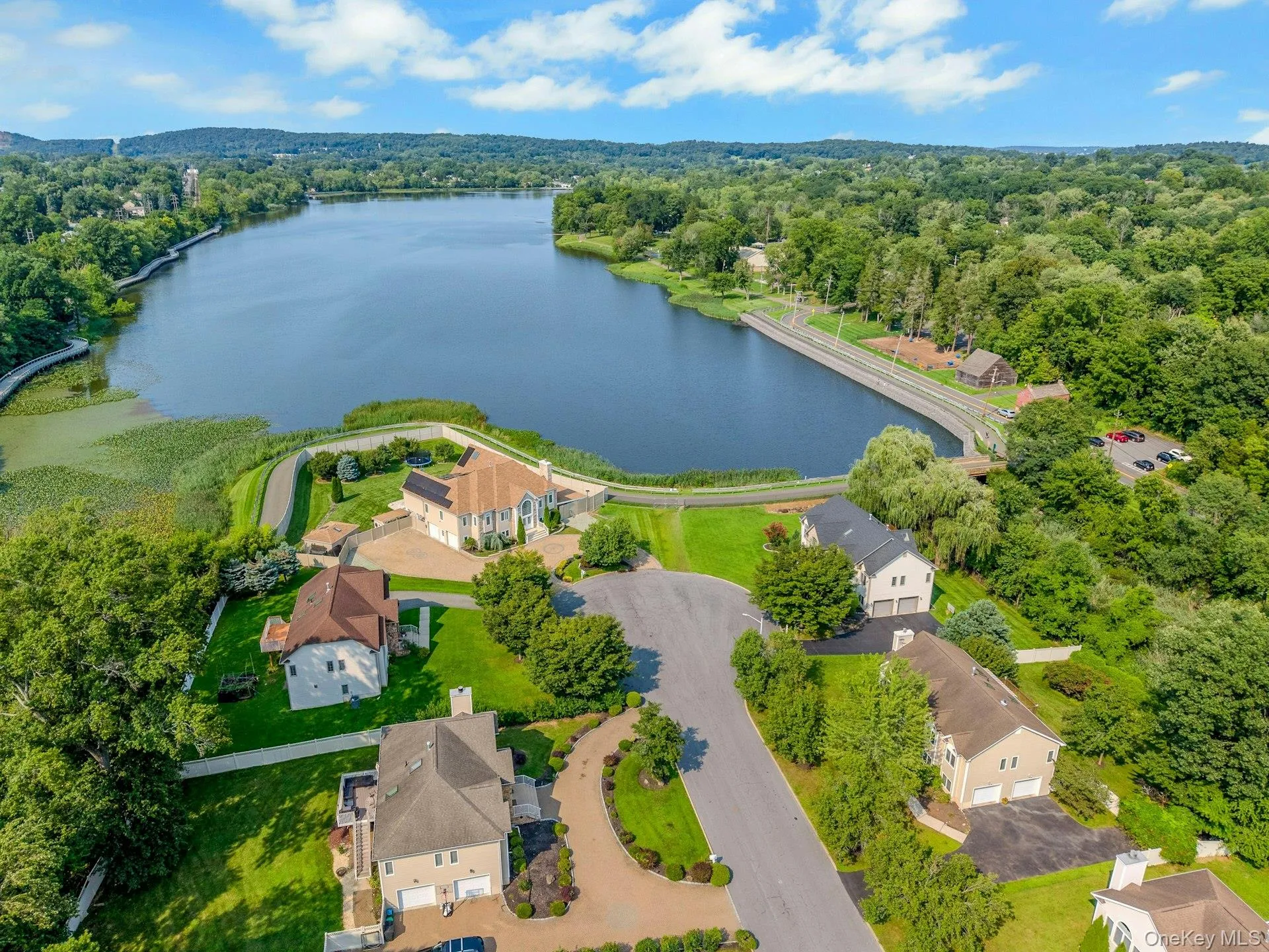 14 Stern Place, Clarkstown, NY, 4 Bedrooms Bedrooms, 9 Rooms Rooms,3 BathroomsBathrooms,Residential,For Rent,Stern,0,1033927 14 Stern Place, Clarkstown, NY, 4 Bedrooms Bedrooms, 9 Rooms Rooms,3 BathroomsBathrooms,Residential,For Rent,Stern,0,1033927
