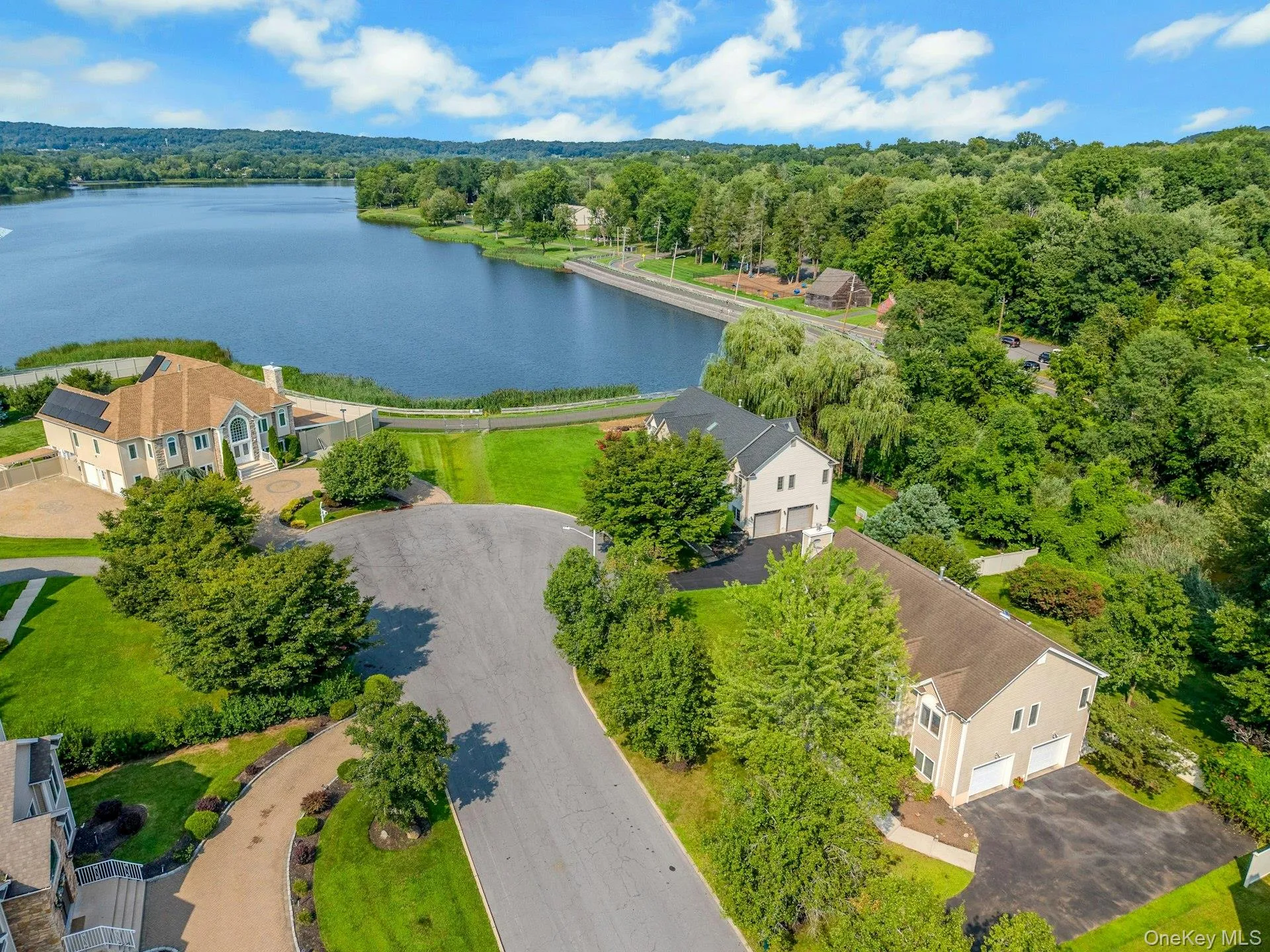 14 Stern Place, Clarkstown, NY, 4 Bedrooms Bedrooms, 9 Rooms Rooms,3 BathroomsBathrooms,Residential,For Rent,Stern,0,1033927 14 Stern Place, Clarkstown, NY, 4 Bedrooms Bedrooms, 9 Rooms Rooms,3 BathroomsBathrooms,Residential,For Rent,Stern,0,1033927