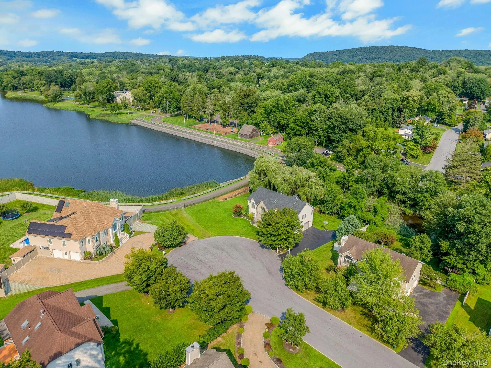 14 Stern Place, Clarkstown, NY, 4 Bedrooms Bedrooms, 9 Rooms Rooms,3 BathroomsBathrooms,Residential,For Rent,Stern,0,1033927 14 Stern Place, Clarkstown, NY, 4 Bedrooms Bedrooms, 9 Rooms Rooms,3 BathroomsBathrooms,Residential,For Rent,Stern,0,1033927
