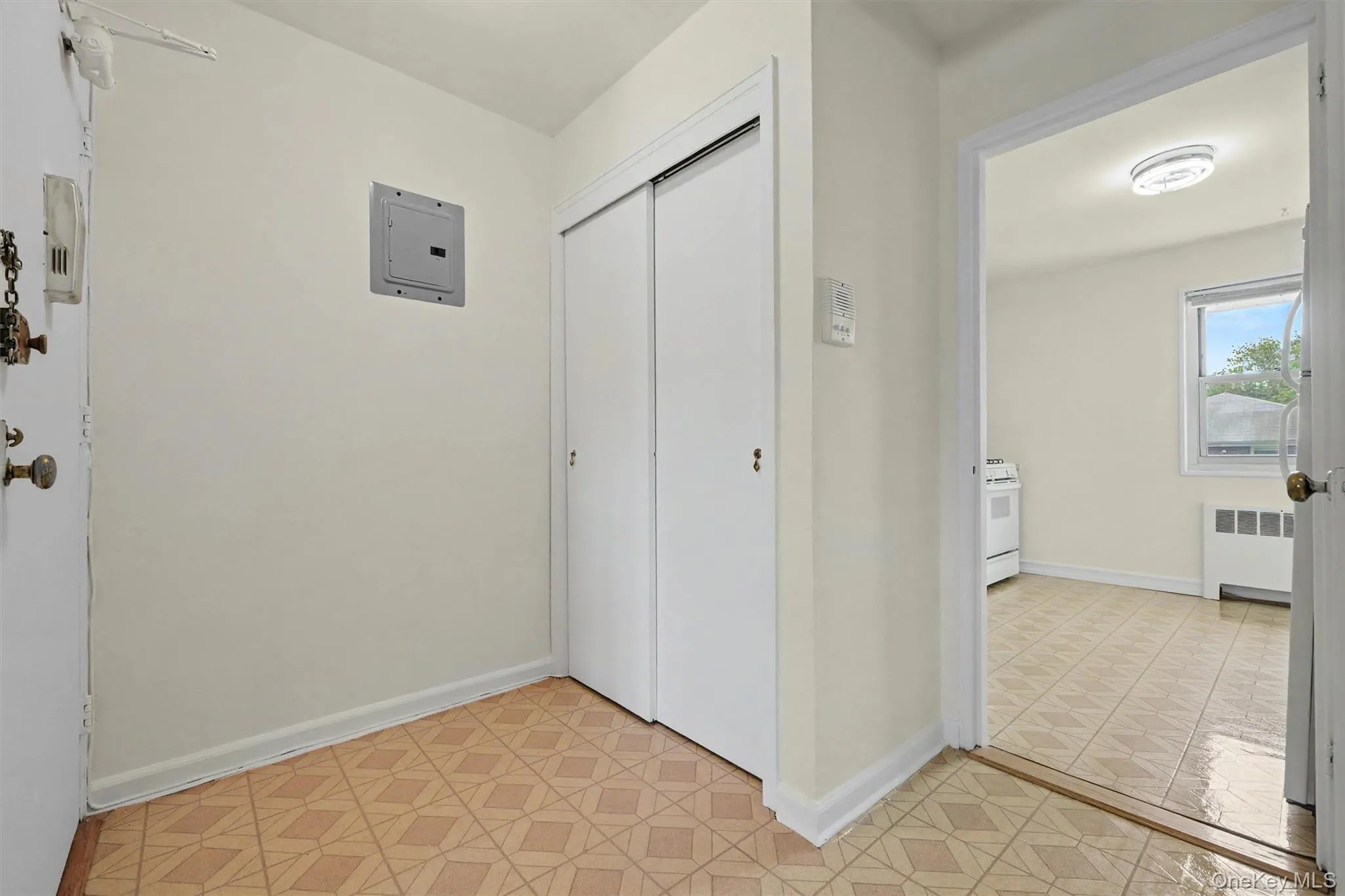 20 Dehaven Drive, Yonkers, NY, 1 Bedroom Bedrooms, 5 Rooms Rooms,1 BathroomBathrooms,Residential,For Rent,Dehaven,0,1033929 20 Dehaven Drive, Yonkers, NY, 1 Bedroom Bedrooms, 5 Rooms Rooms,1 BathroomBathrooms,Residential,For Rent,Dehaven,0,1033929