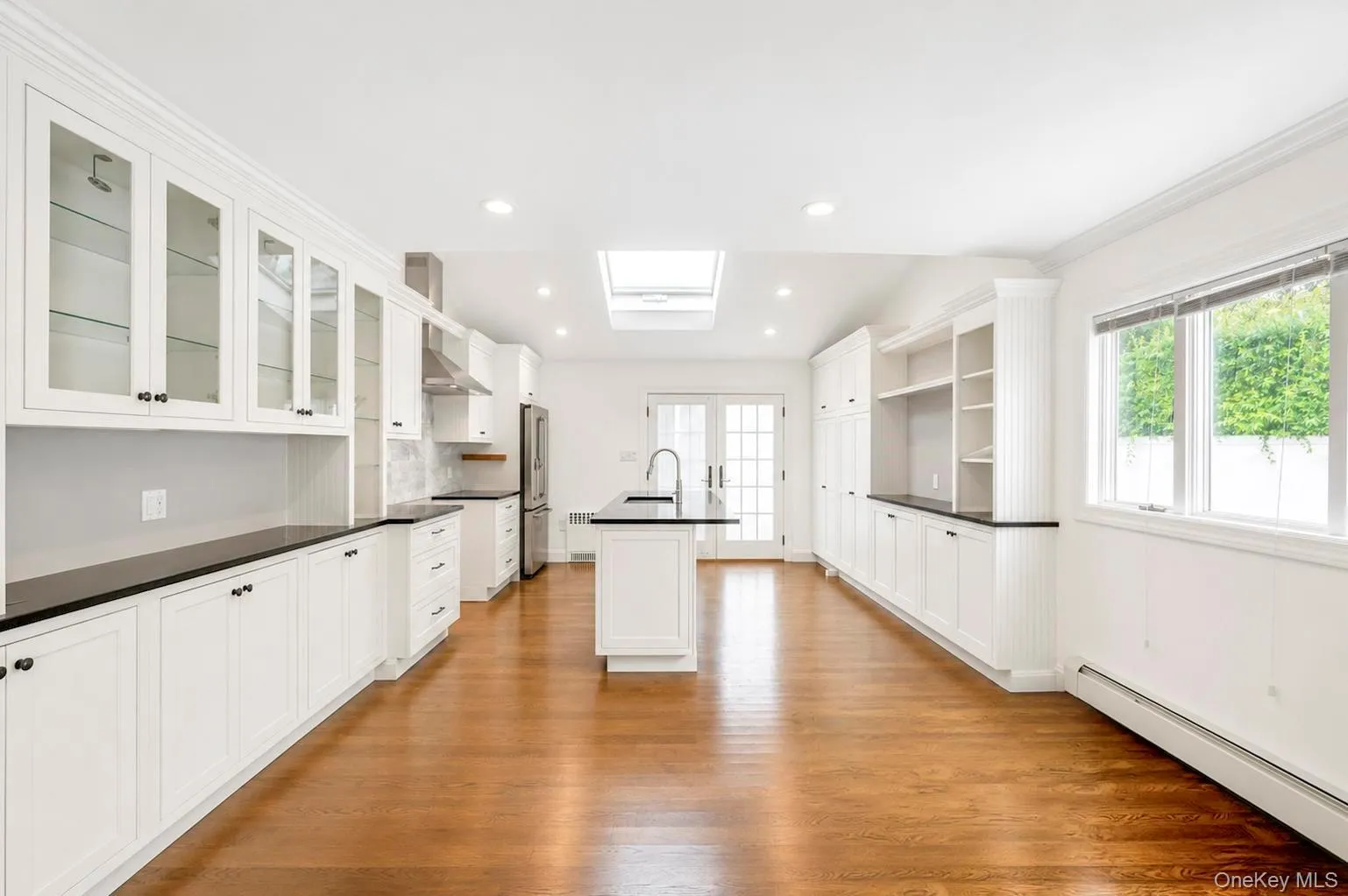 84 Twinlawns Avenue, Oyster Bay, NY, 4 Bedrooms Bedrooms, 9 Rooms Rooms,3 BathroomsBathrooms,Residential Lease,For Rent,Twinlawns,0,1033930 84 Twinlawns Avenue, Oyster Bay, NY, 4 Bedrooms Bedrooms, 9 Rooms Rooms,3 BathroomsBathrooms,Residential Lease,For Rent,Twinlawns,0,1033930