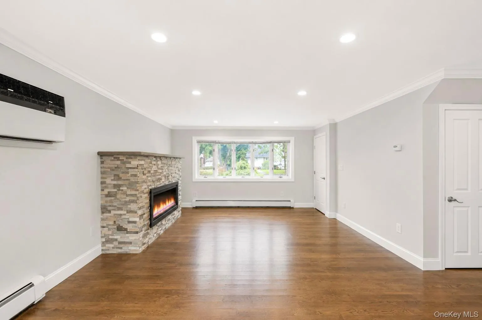 84 Twinlawns Avenue, Oyster Bay, NY, 4 Bedrooms Bedrooms, 9 Rooms Rooms,3 BathroomsBathrooms,Residential Lease,For Rent,Twinlawns,0,1033930 84 Twinlawns Avenue, Oyster Bay, NY, 4 Bedrooms Bedrooms, 9 Rooms Rooms,3 BathroomsBathrooms,Residential Lease,For Rent,Twinlawns,0,1033930