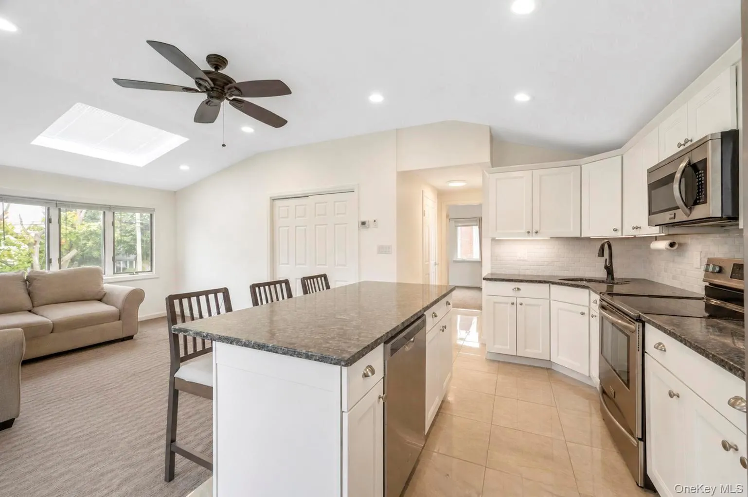 84 Twinlawns Avenue, Oyster Bay, NY, 4 Bedrooms Bedrooms, 9 Rooms Rooms,3 BathroomsBathrooms,Residential Lease,For Rent,Twinlawns,0,1033930 84 Twinlawns Avenue, Oyster Bay, NY, 4 Bedrooms Bedrooms, 9 Rooms Rooms,3 BathroomsBathrooms,Residential Lease,For Rent,Twinlawns,0,1033930